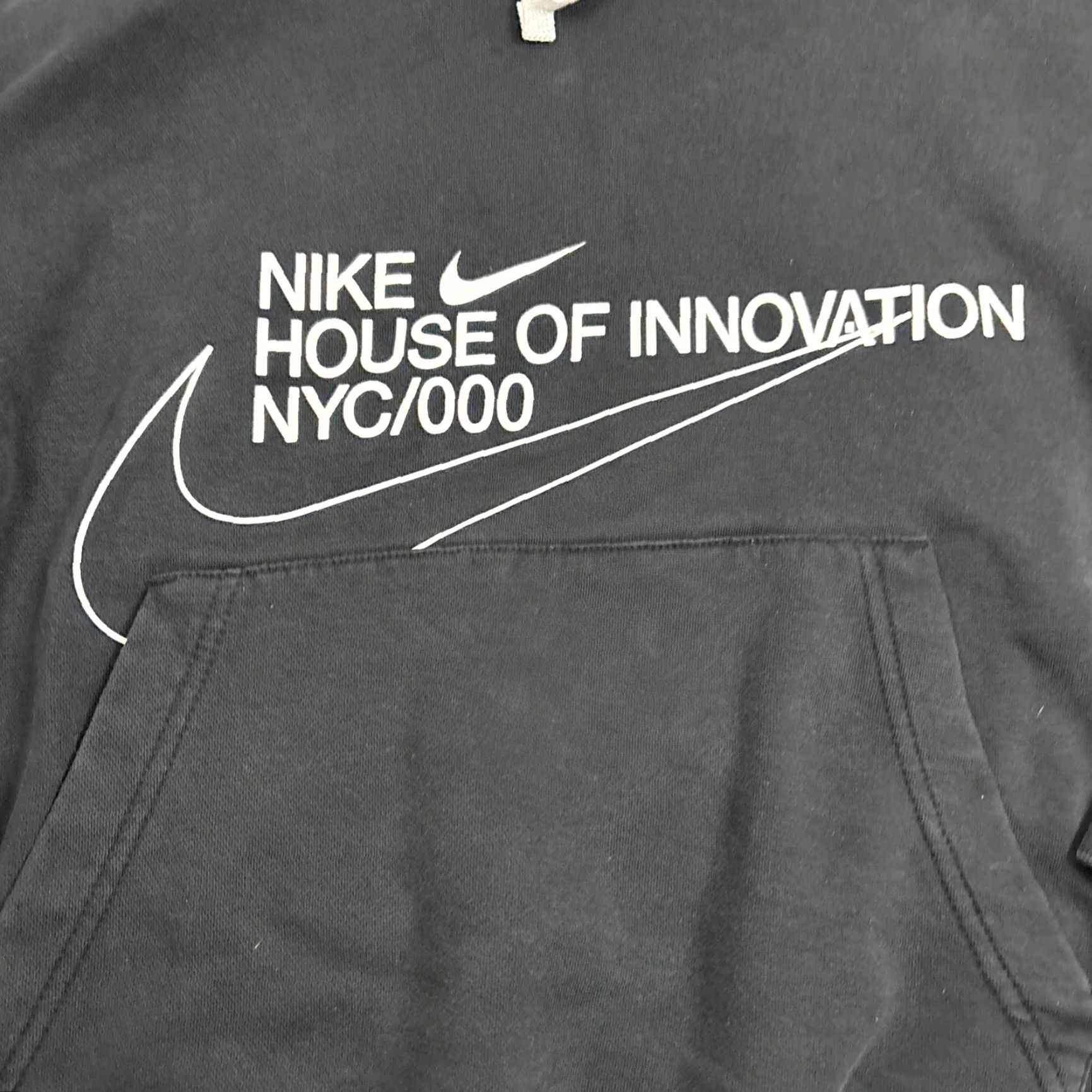 Nike Nike Hoodie Mens Large NYC House of Innovation Graphic Black Sweatshirt Size US L / EU 52-54 / 3 - 2 Thumbnail