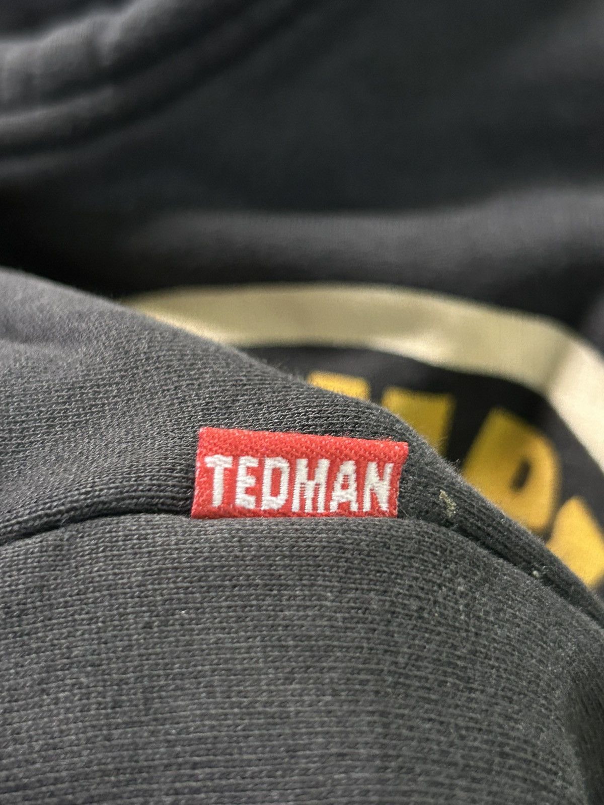Japanese Brand × Tedman × Vintage Rare🔥 Vintage Sunfaded Red Devil Ted Company Size US M / EU 48-50 / 2 - 10 Thumbnail