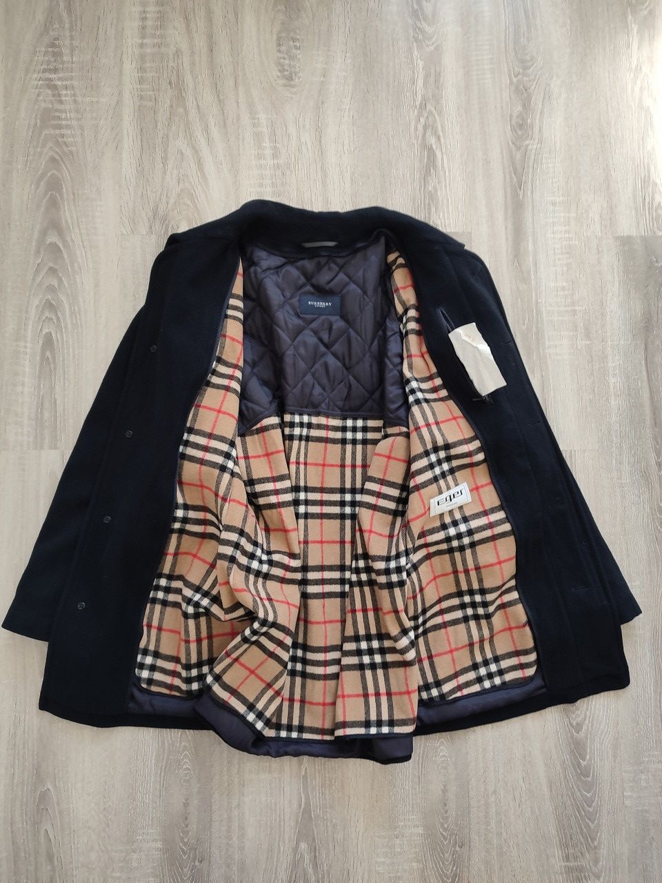 Burberry Burberrys Burberry Vintage Coat WOOL size 26 XL Size US XL / EU 56 / 4 - 18 Thumbnail