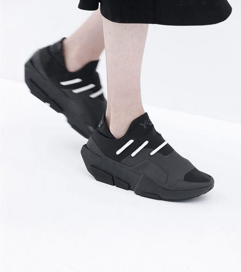 Adidas × Y-3 × Yohji Yamamoto adidas Y-3 Mira Unisex Trainers FW17-18 Size US 7 / EU 40 - 5 Thumbnail