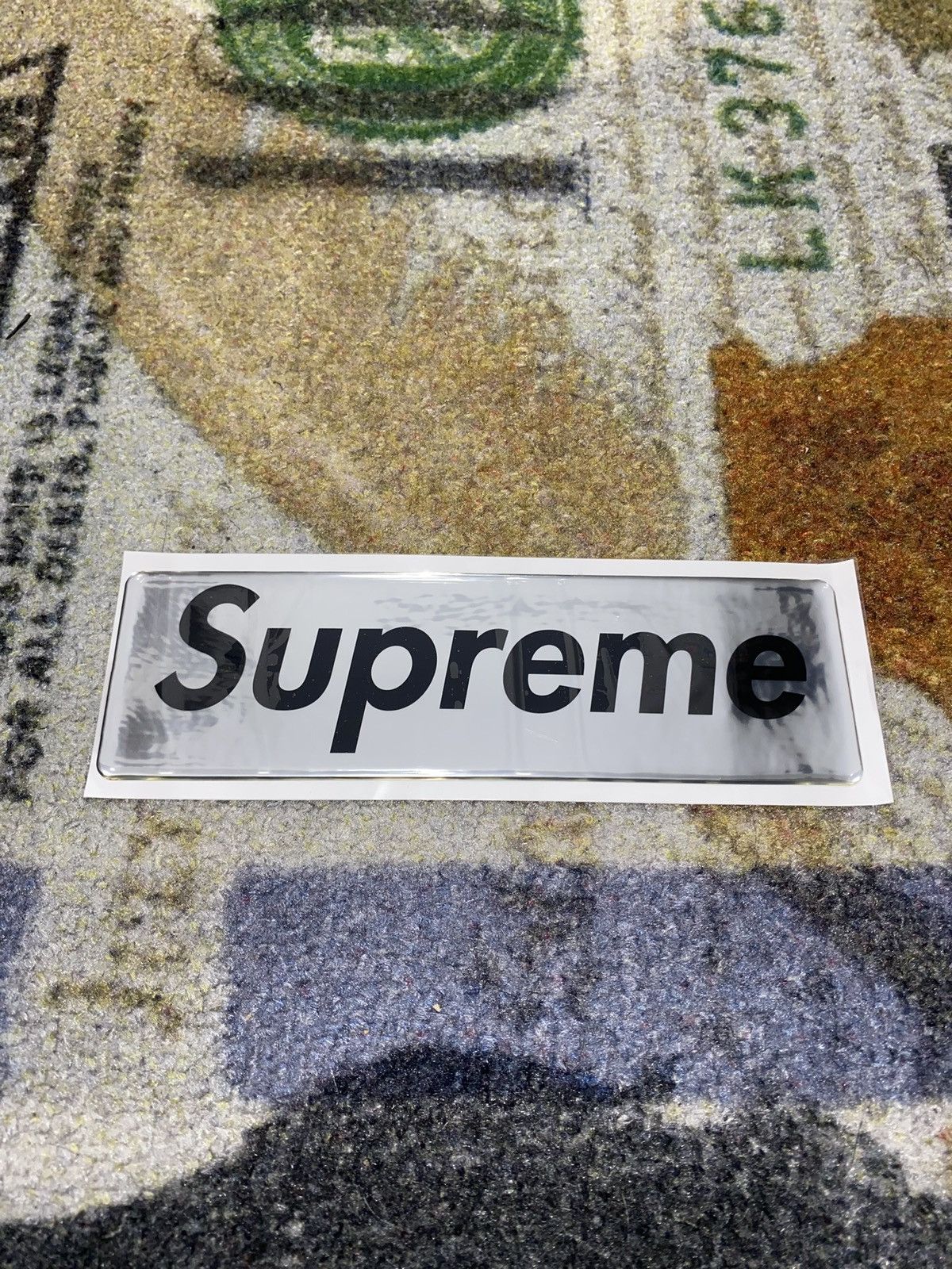Supreme Supreme Plastic Box Logo Sticker Silver Size ONE SIZE - 2 Thumbnail