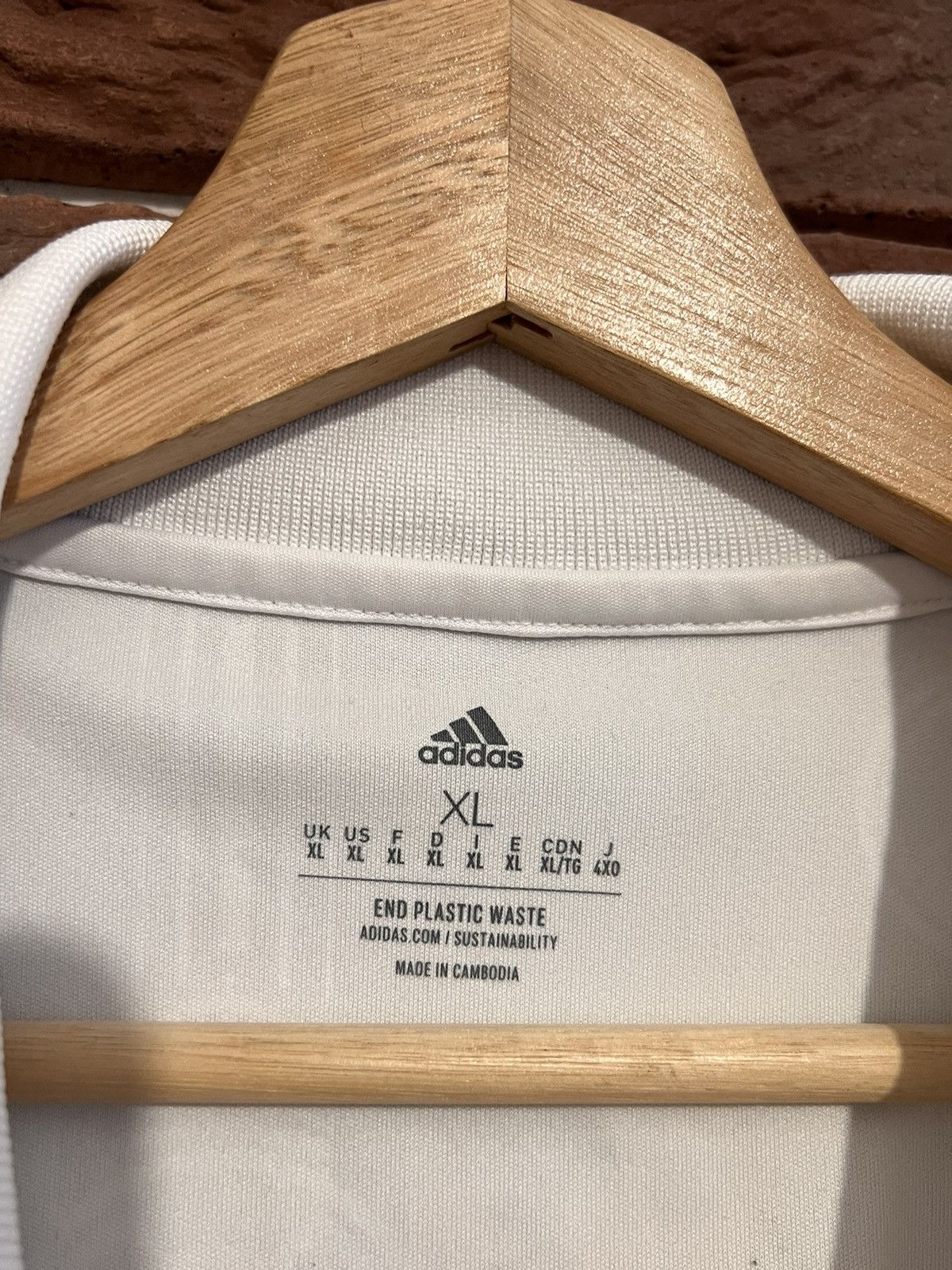 Other Adidas Real Madrid Rudiger Football Jersey XL Hype Soccer Size US XL / EU 56 / 4 - 5 Thumbnail