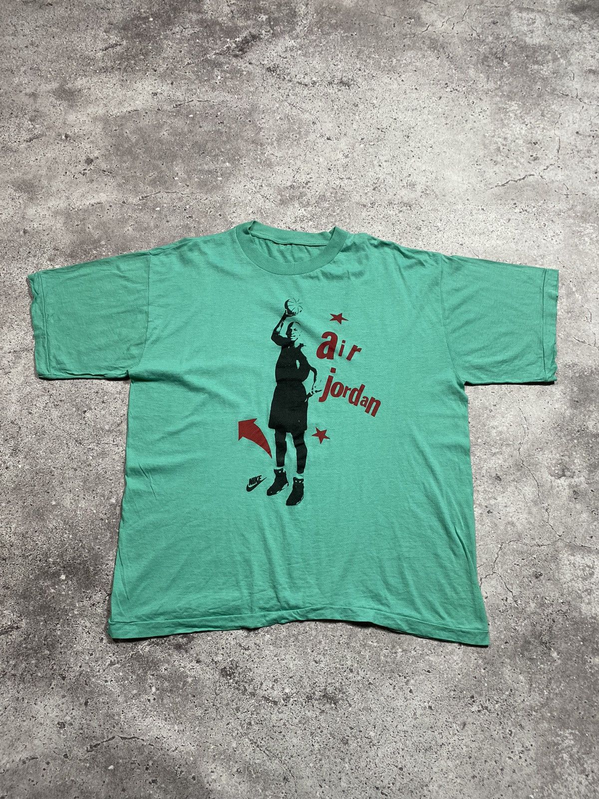Vintage Vintage Nike Jordan Air bootleg Tshirt Size US M / EU 48-50 / 2 - 1 Thumbnail