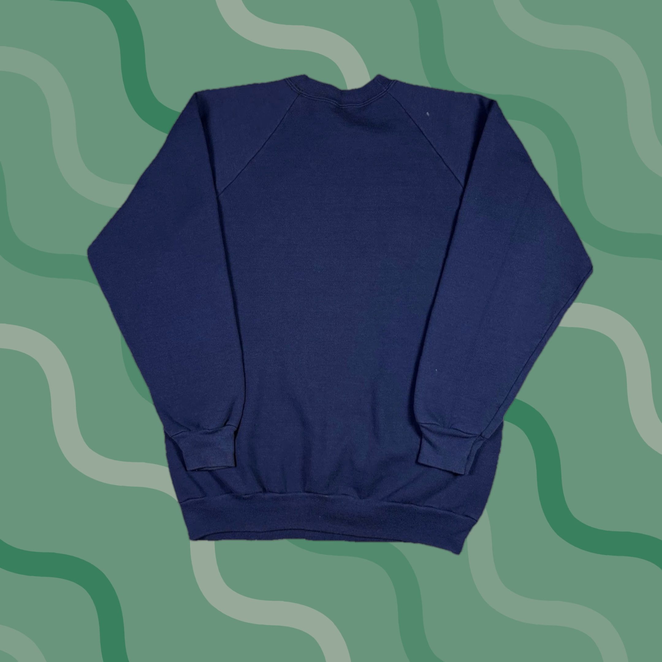 Vintage VINTAGE Boss America Sweatshirt Navy Blue Raglan Adult Size 2XL 90s USA Logo Pullover Men Mens Regular Knit Cotton All Seasons Leather? Size US XXL / EU 58 / 5 - 1 Thumbnail