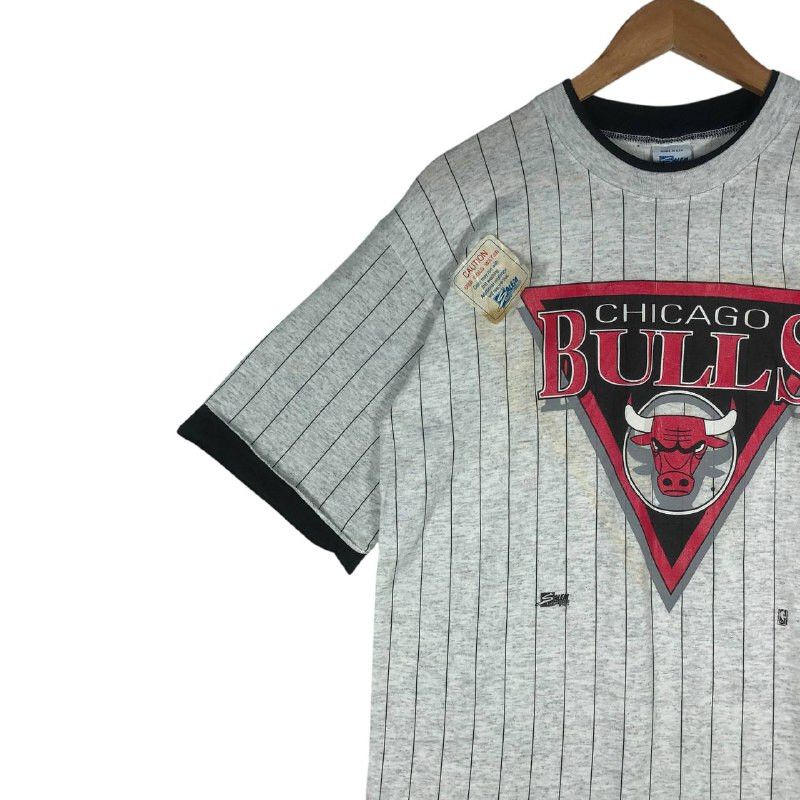 Salem Sportswear Vintage Salem Sportswear Chicago Bulls T-Shirt Size US L / EU 52-54 / 3 - 3 Thumbnail