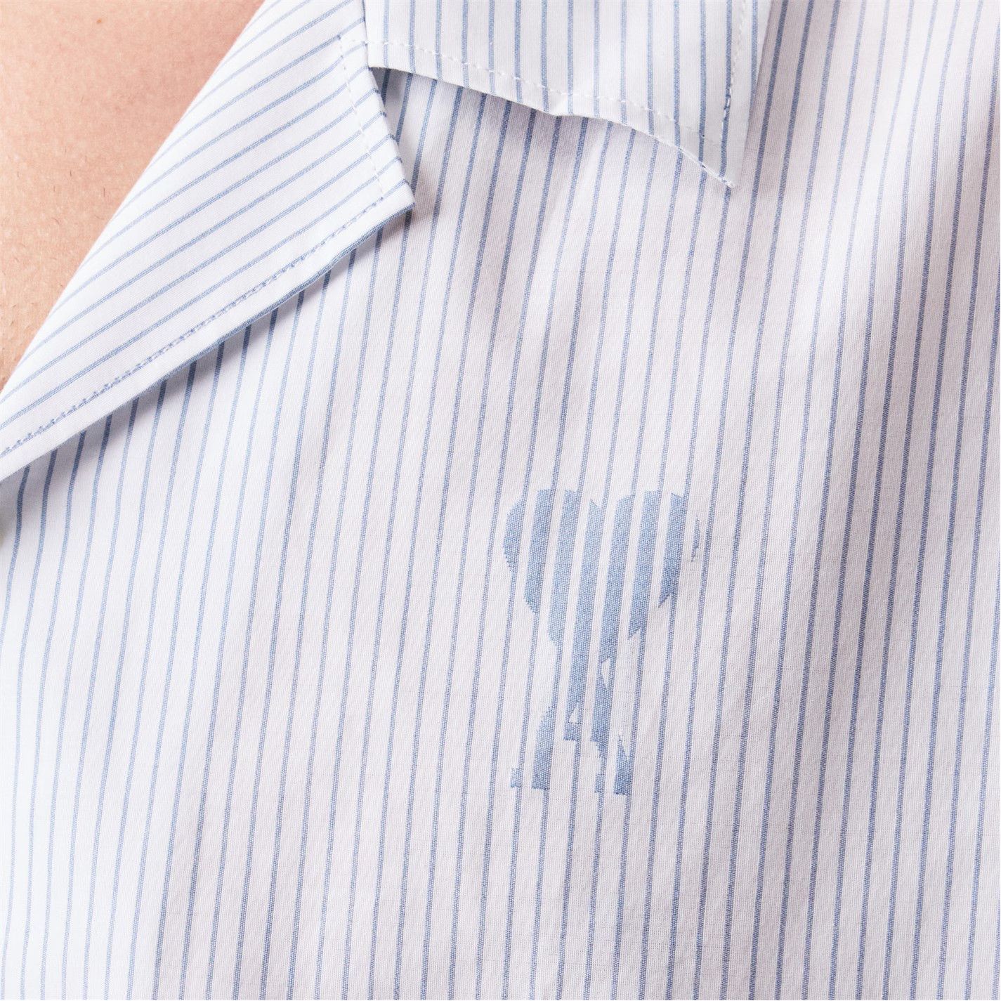 AMI o1g2r1mq0326 Stripe Shirt in White/Blue Size US XL / EU 56 / 4 - 5 Thumbnail