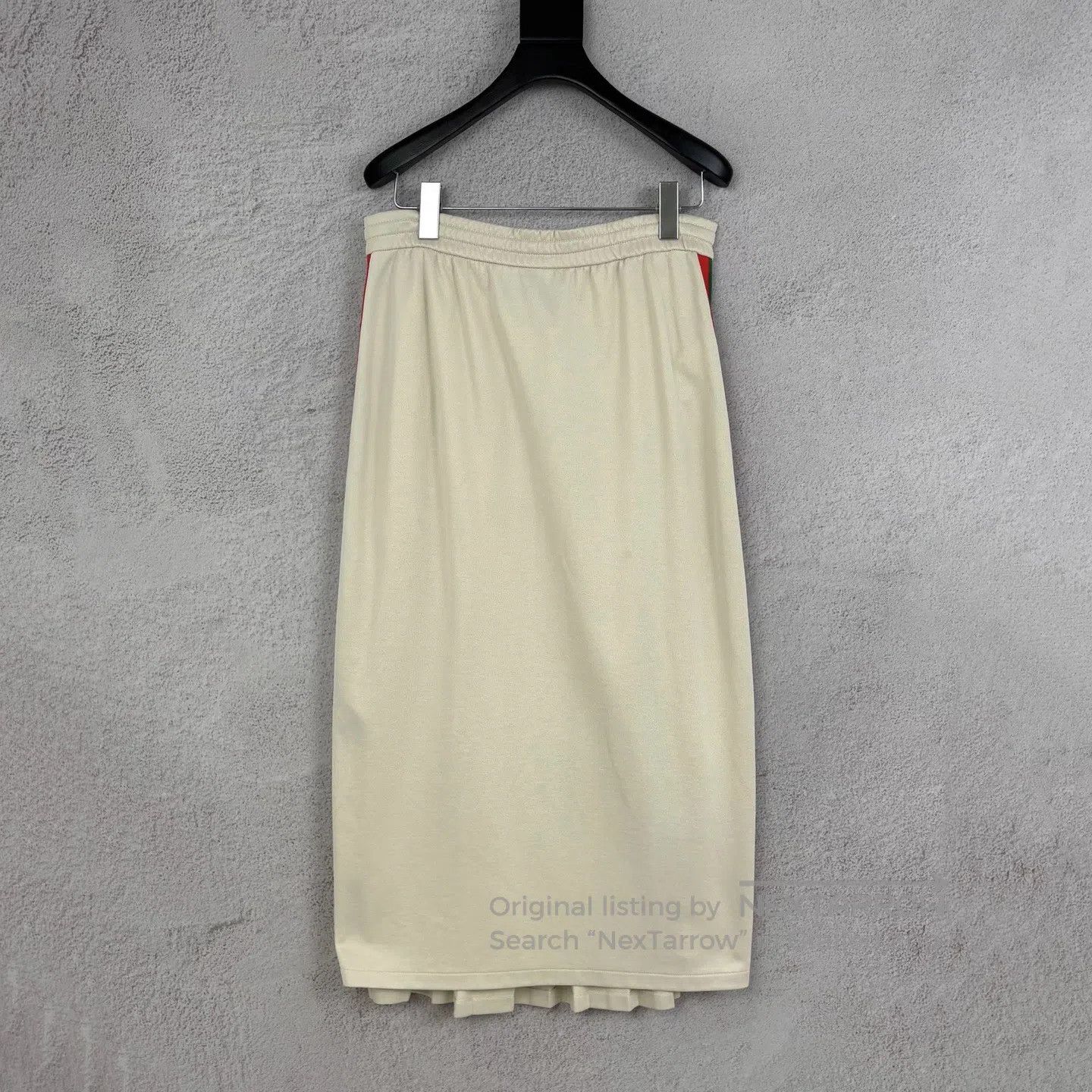 Gucci Guicci sizeM Long striped off-white dress with side stripes Size 27" / US 4 / IT 40 - 2 Thumbnail