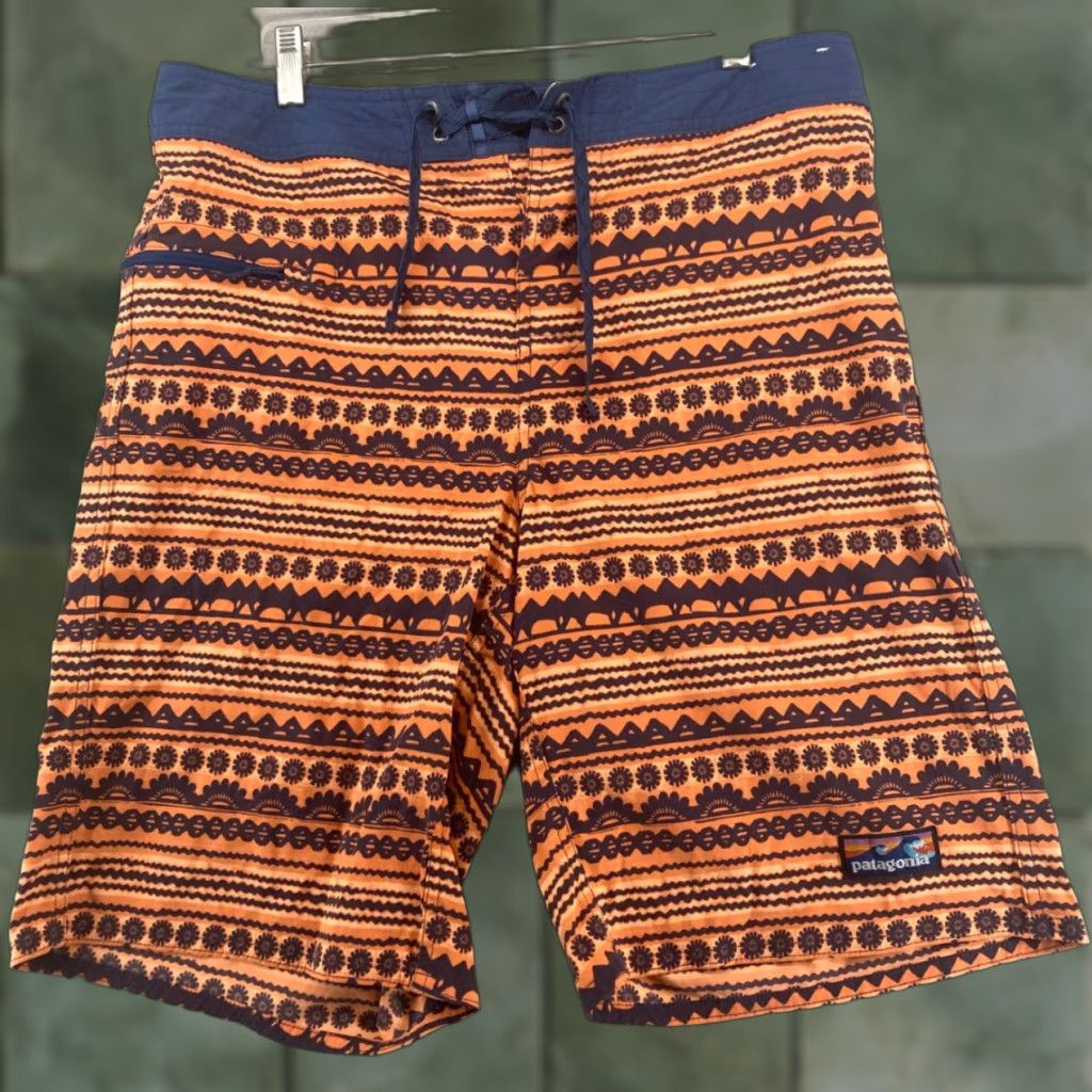 Patagonia Patagonia Mens 34 Blue Orange Tribal Swim Trunks Geometric Nylon Pockets Drawstring Lined Beach Outdoor Adults Mens Size US 34 / EU 50 - 1 Thumbnail