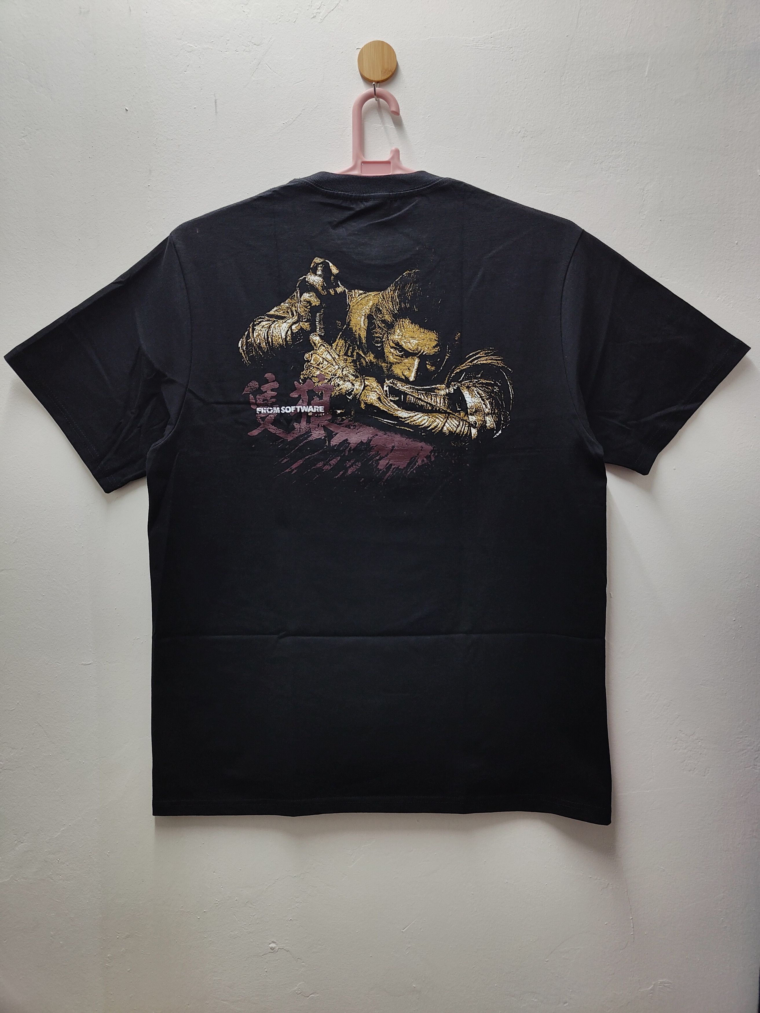 Playstation Sekiro: Shadows Die Twice "Wolf" T-shirt Size US XL / EU 56 / 4 - 6 Thumbnail