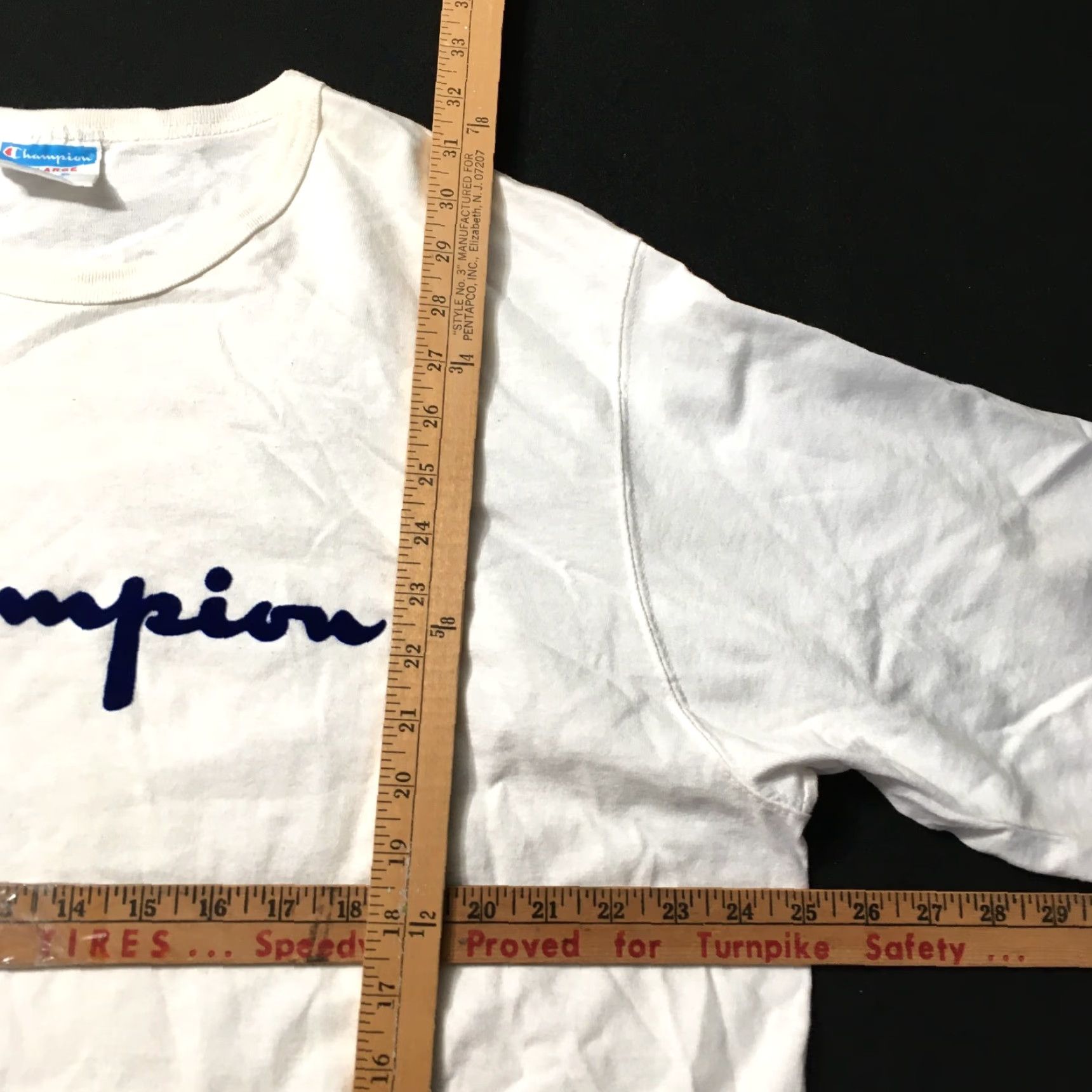 Champion Champion Shirt Mens 2XL White Logo Short Sleeve Size US XXL / EU 58 / 5 - 4 Thumbnail