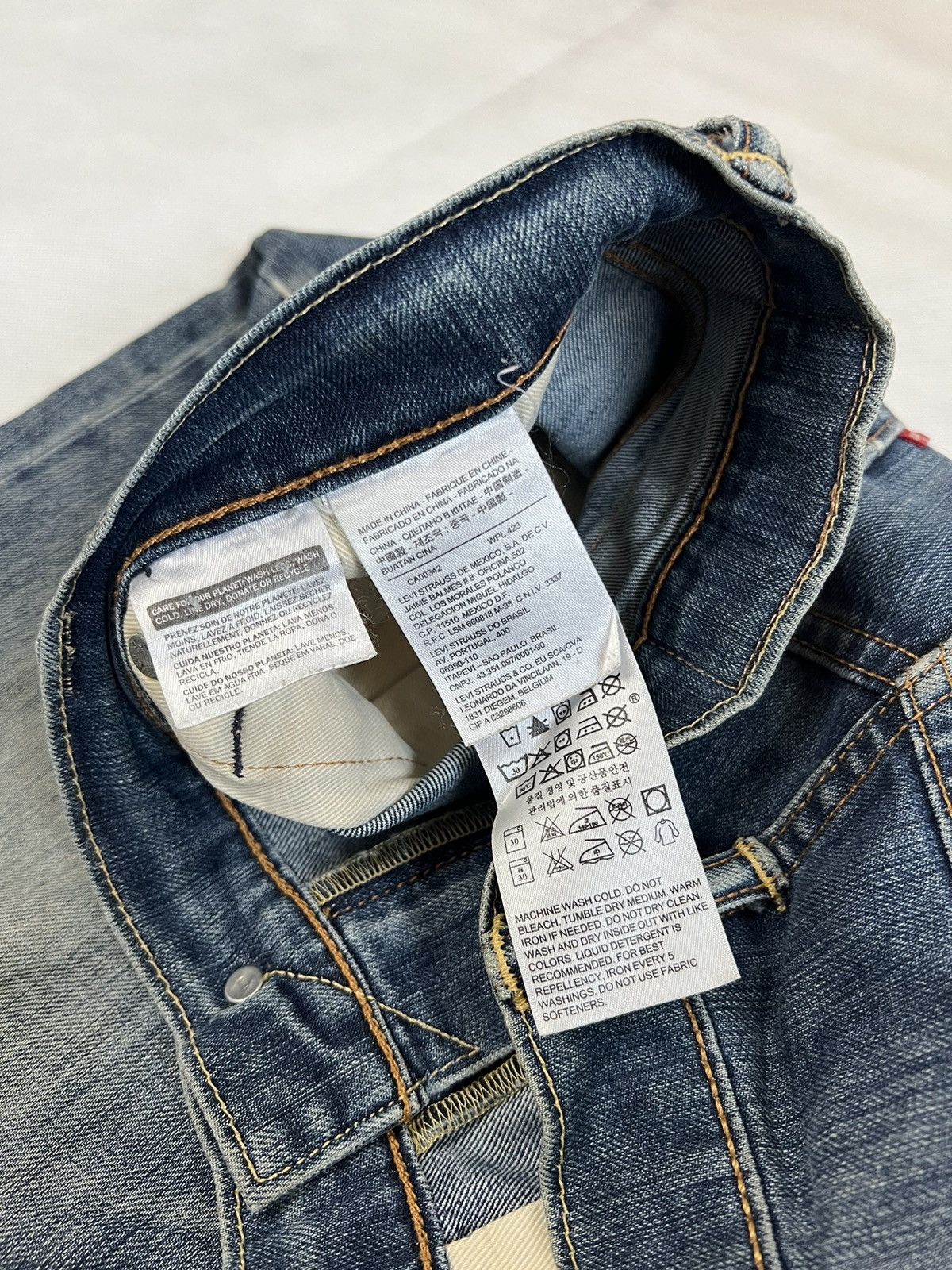 Levi's Vintage Clothing Vintage Levis 502 Blue Wash Distressed Denim Size US 35 - 7 Thumbnail