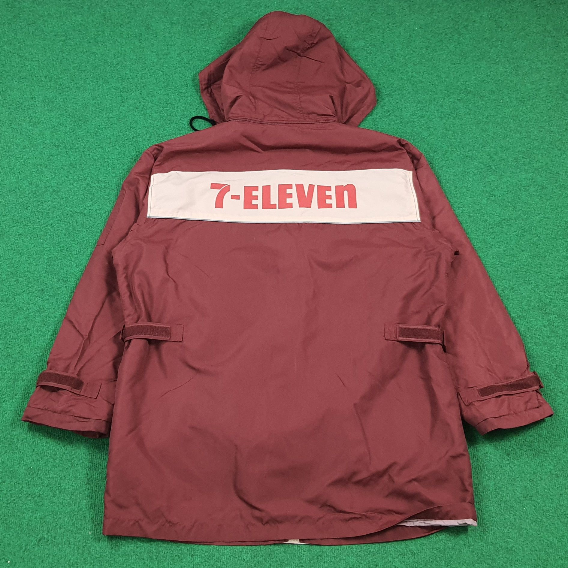 Japanese Brand Vintage 7 Eleven Japan Staff Outerwear Jacket C300N30 Size US XL / EU 56 / 4 - 1 Thumbnail