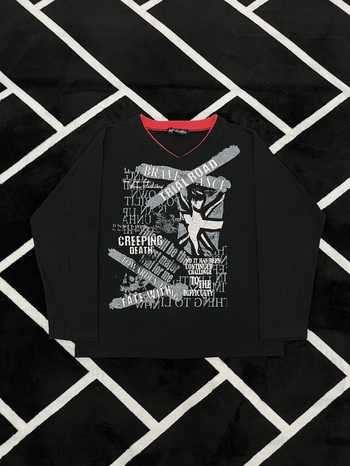 Japanese Brand Archival Japanese Grunge Graphic Longsleeve V-Neck Shirt Size US M / EU 48-50 / 2 - 1 Thumbnail