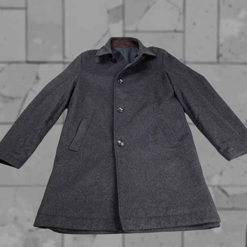 Saks Fifth Avenue Saks Fifth Avenue Topcoat Men Medium Gray Reversible Cashmere Silk Coat Size US M / EU 48-50 / 2 - 1 Thumbnail