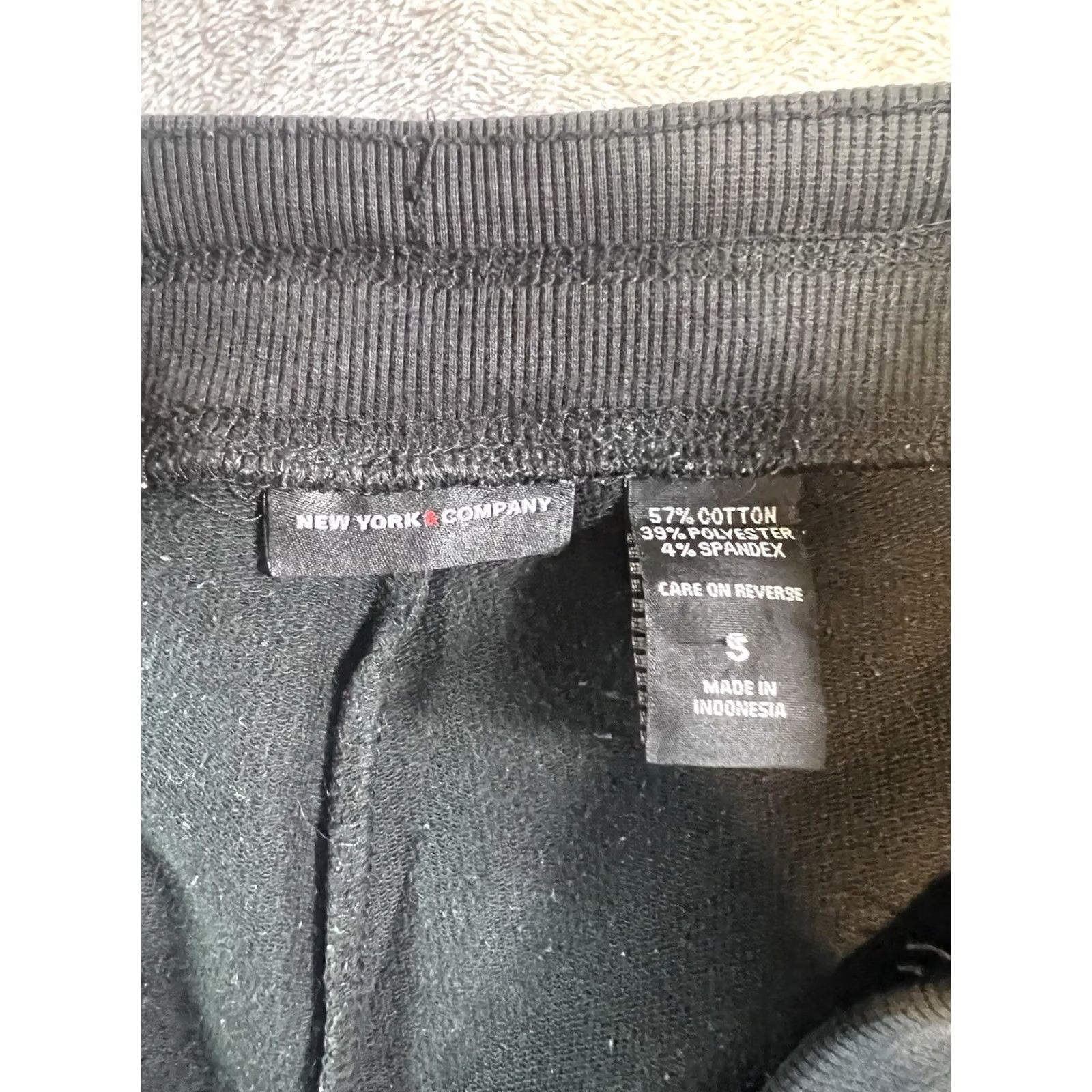 Vintage NY Apparel Sweatpants Womens Small Black 30x27 Pockets Stretch Casual Athleisure Sports Size 28" / US 6 / IT 42 - 4 Thumbnail