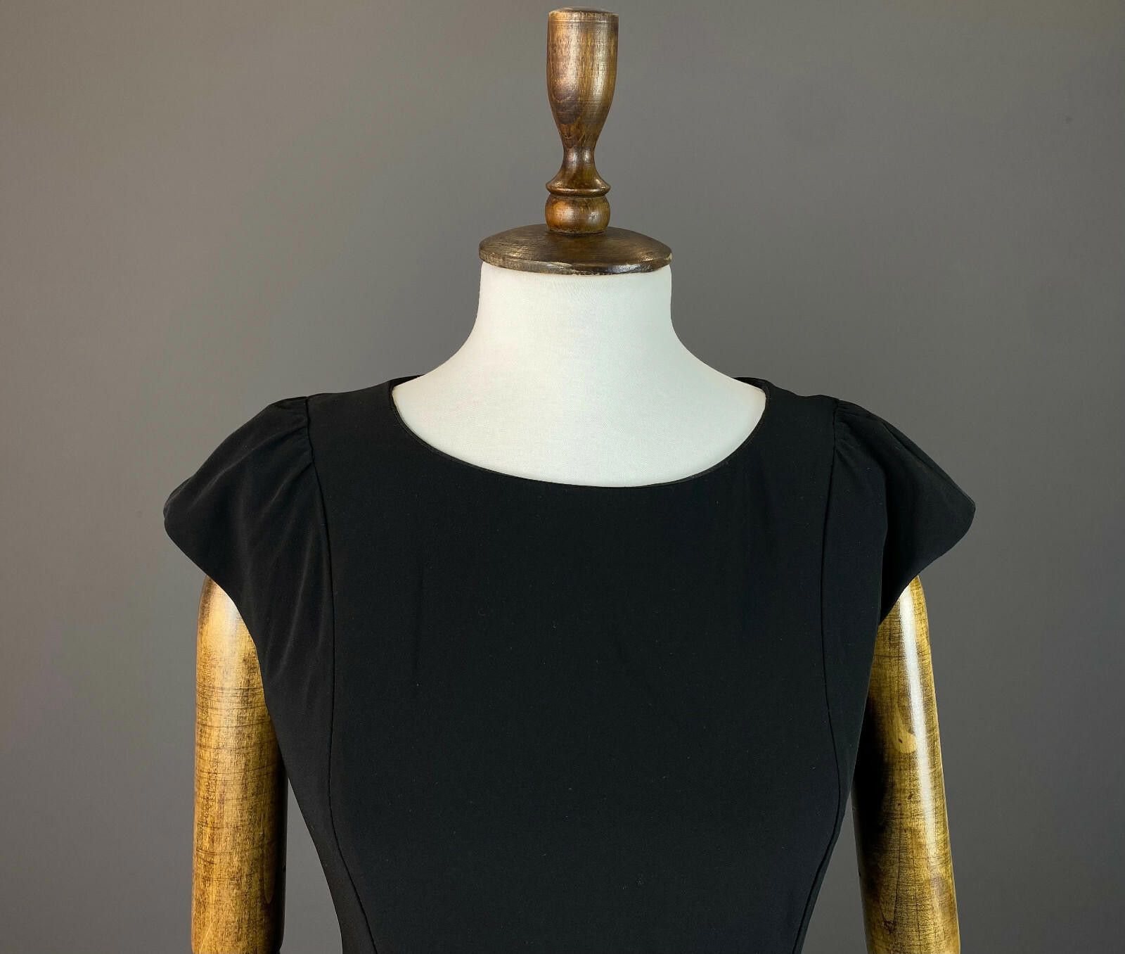 Designer Weekend Max Mara Black A-Line Knee Lenght Dress Size 6 Size M / US 6-8 / IT 42-44 - 2 Thumbnail