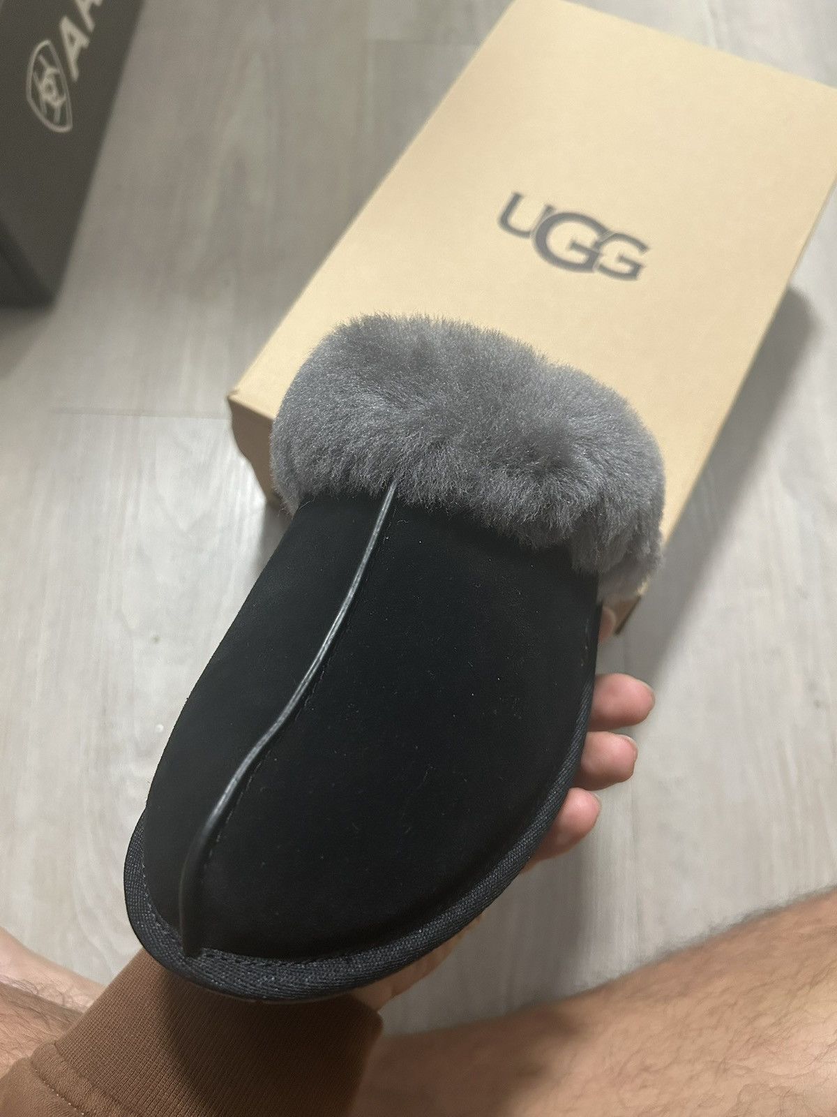 Ugg Ugg Slip on Black Size US 7 / IT 37 - 3 Thumbnail