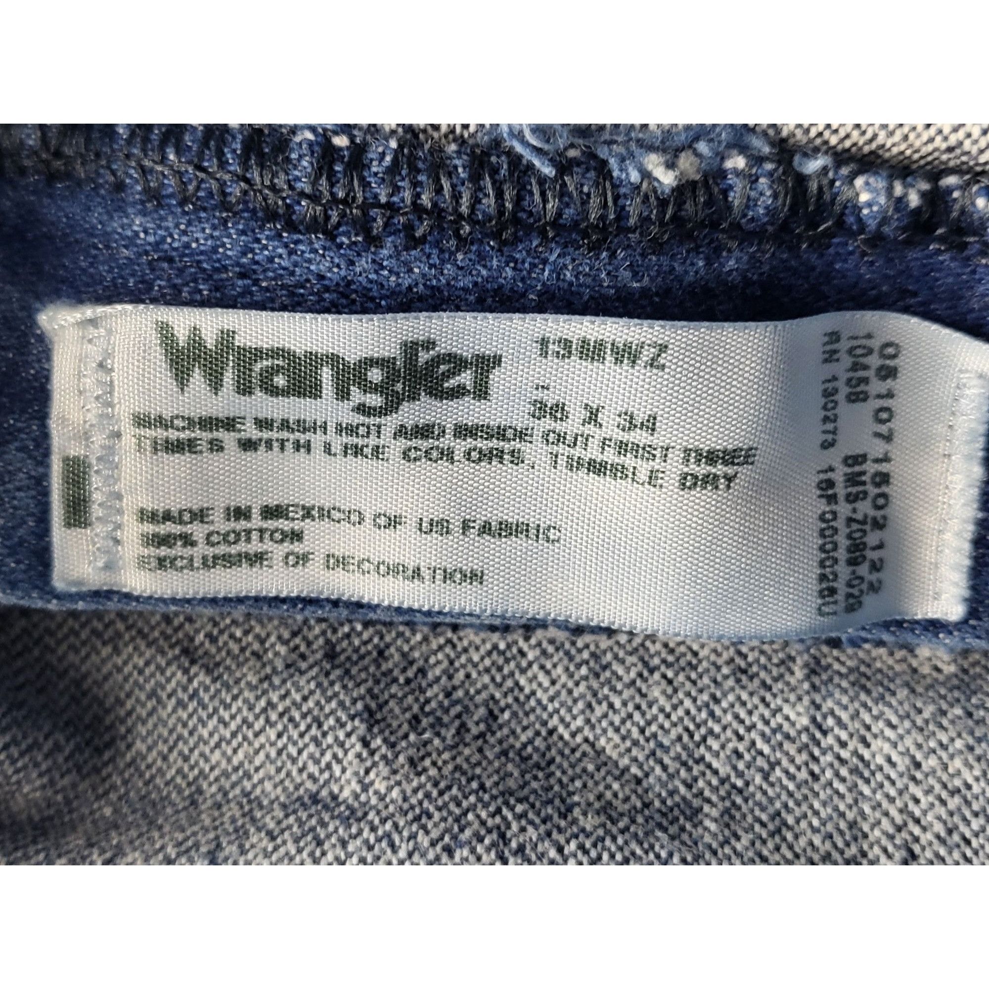 Wrangler Wrangler Jeans Men Sz 36X34 13MMZ Blue Denim Straight Leg Co Size US 40 / EU 56 - 4 Thumbnail