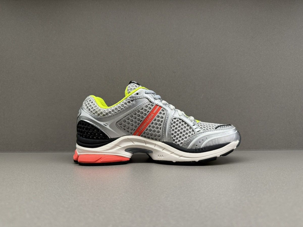 Saucony Saucony x Bellerose ProGrid Triumph 4 Silver 2024 Size US 6.5 / EU 39-40 - 6 Thumbnail