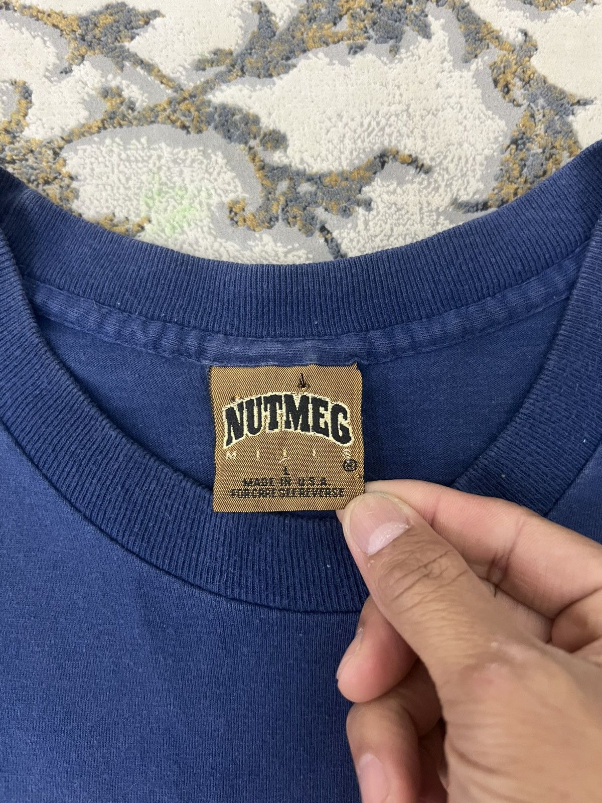 Salem Sportswear Vintage Chicago Bears Nutmeg Mills T-Shirt (Made in USA) Size US L / EU 52-54 / 3 - 3 Thumbnail