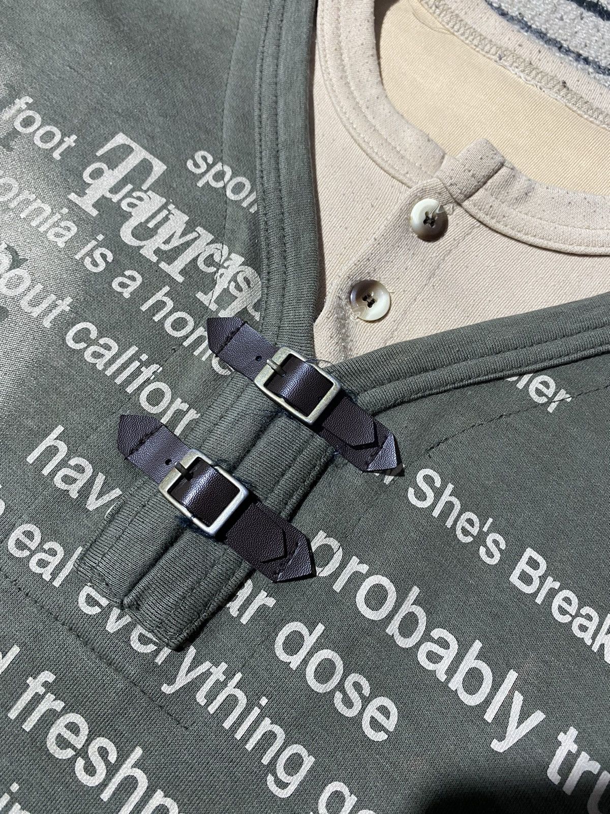 If Six Was Nine 2000s Unknown - Poem Chest Belts Longsleeve Size US M / EU 48-50 / 2 - 7 Thumbnail