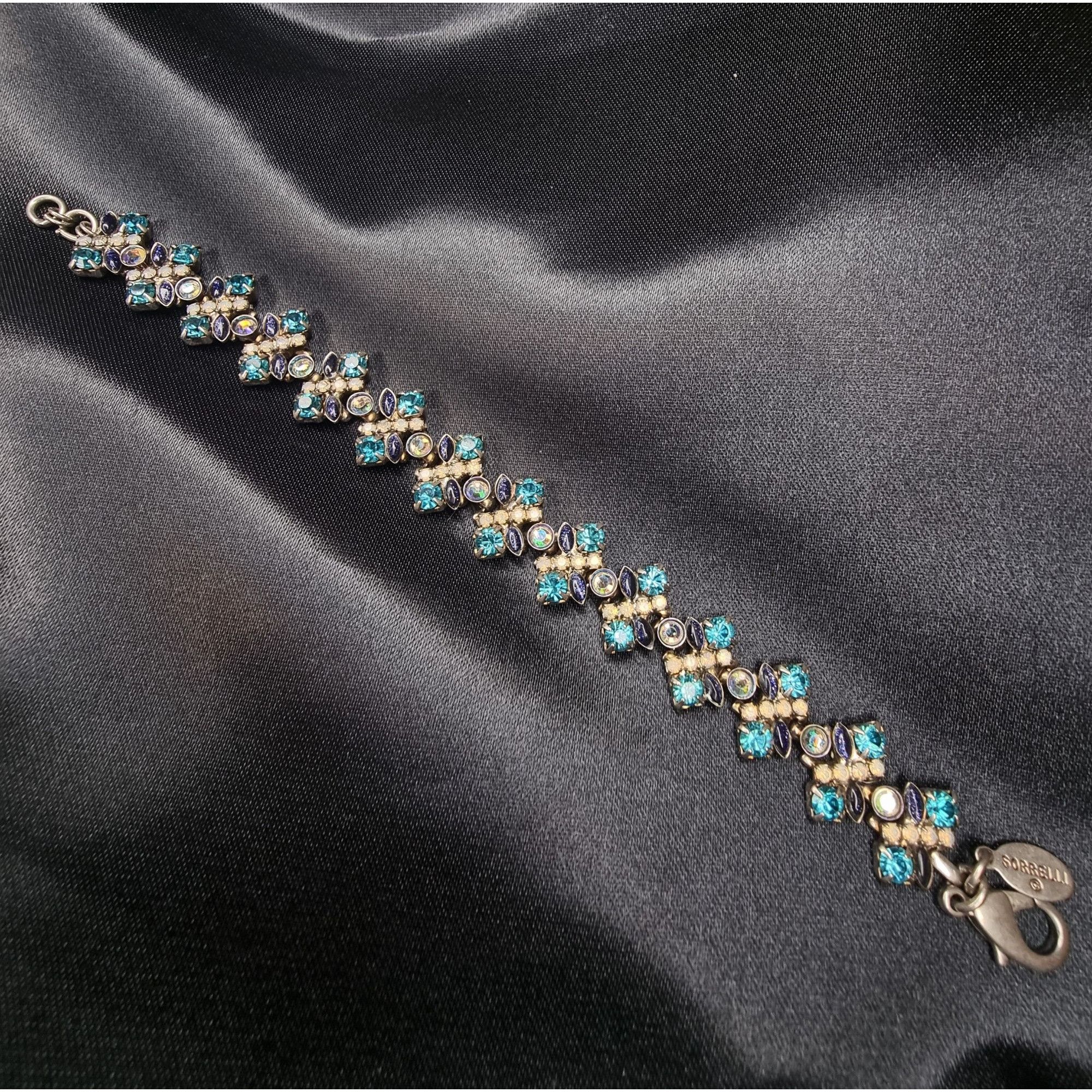Vintage Vintage Sorrelli Crystal Floral Bracelet With Blue Purple & Size ONE SIZE - 2 Thumbnail
