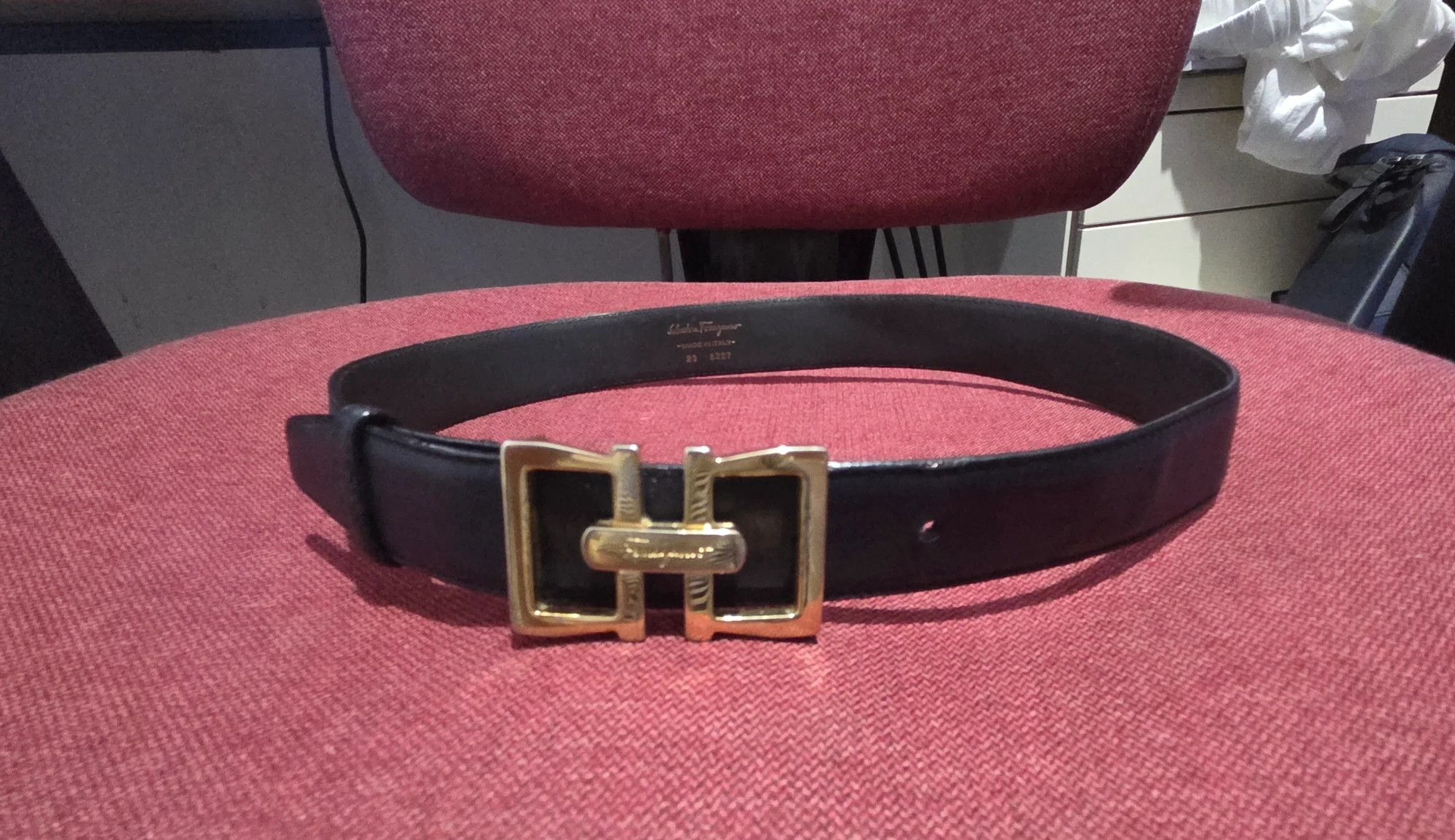 Salvatore Ferragamo Salvatore Ferragamo Black Leather Gancini Buckle Belt Style 8227 Size ONE SIZE - 4 Thumbnail