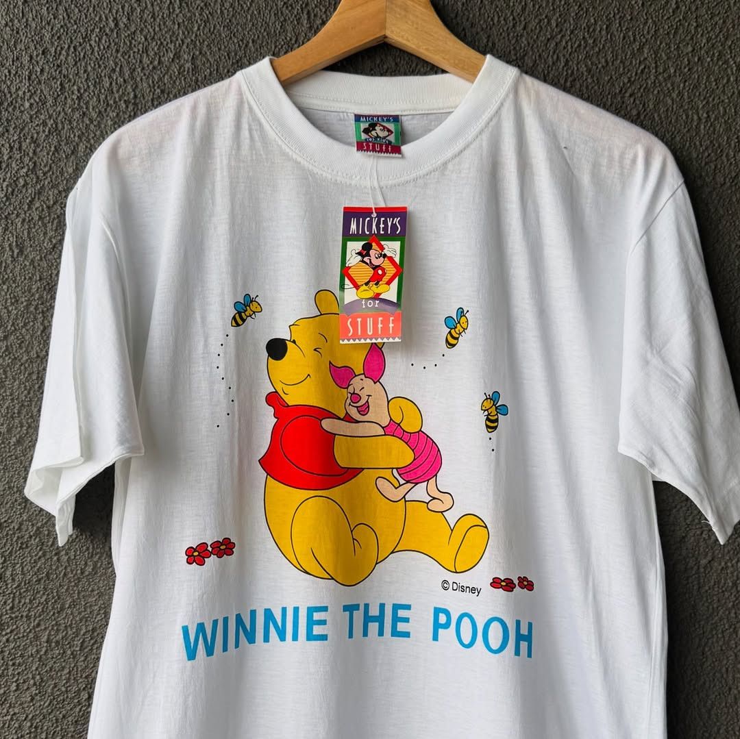 Vintage Winnie The Pooh Japan 90's Vintage T-Shirt (BNWT!) Size US M / EU 48-50 / 2 - 3 Thumbnail