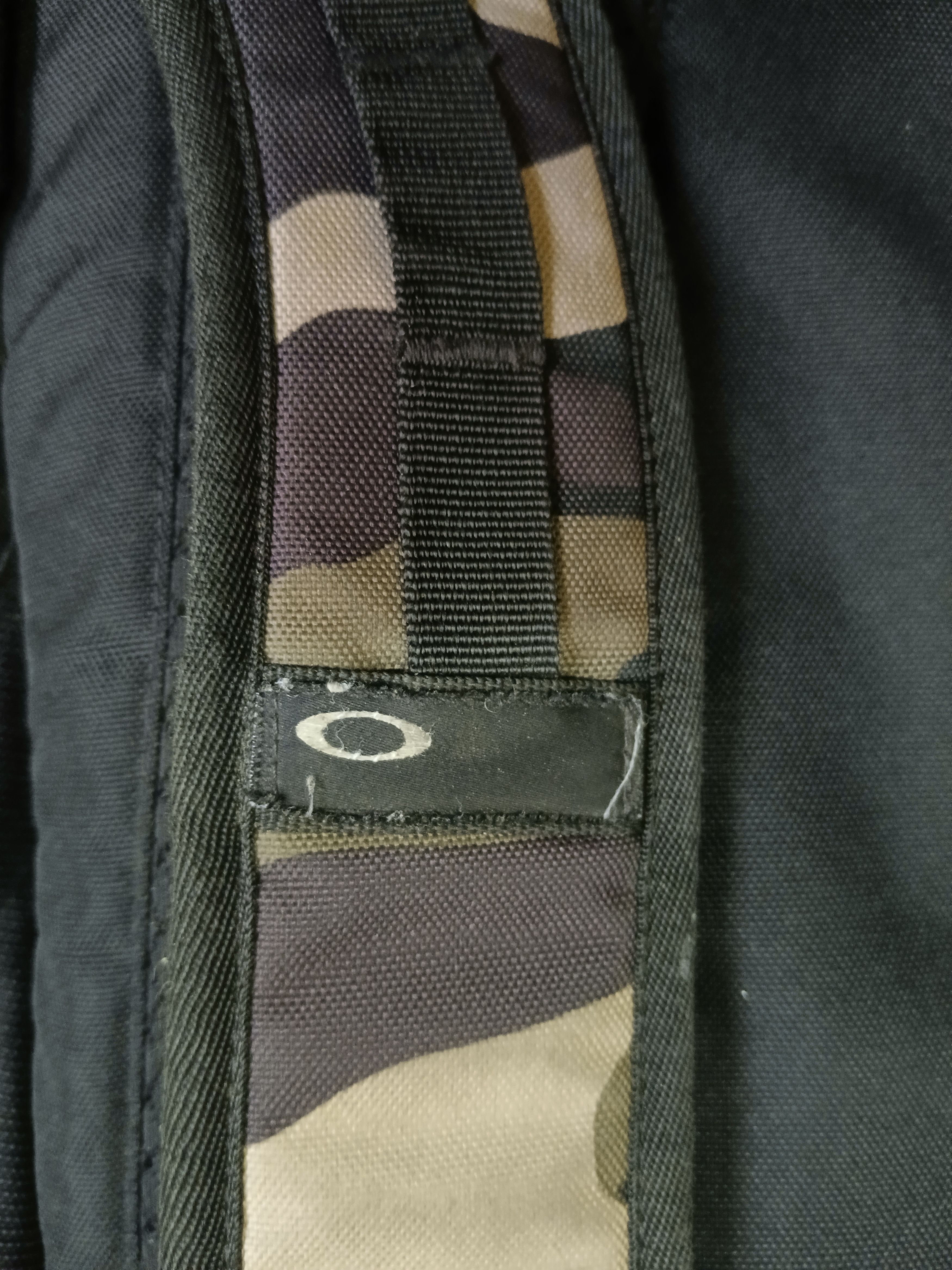 Oakley RARE OAKLEY CAMOFLAGE BAGPACK Size ONE SIZE - 7 Thumbnail