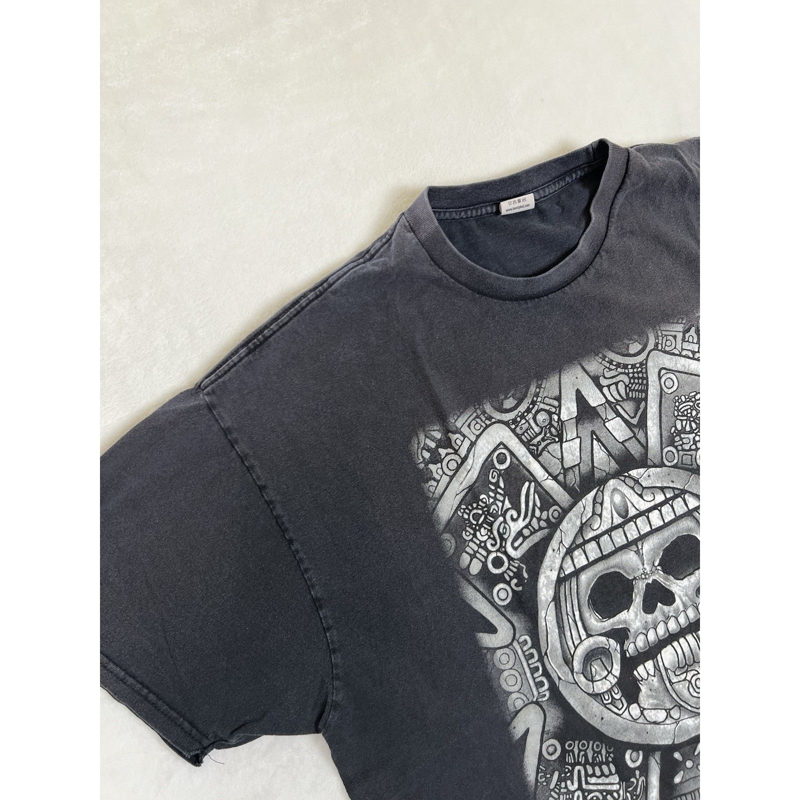 Other Vintage Aztec Calendar Skull T-Shirt Size 2XL Y2K Chicano Gr Size US XXL / EU 58 / 5 - 7 Thumbnail