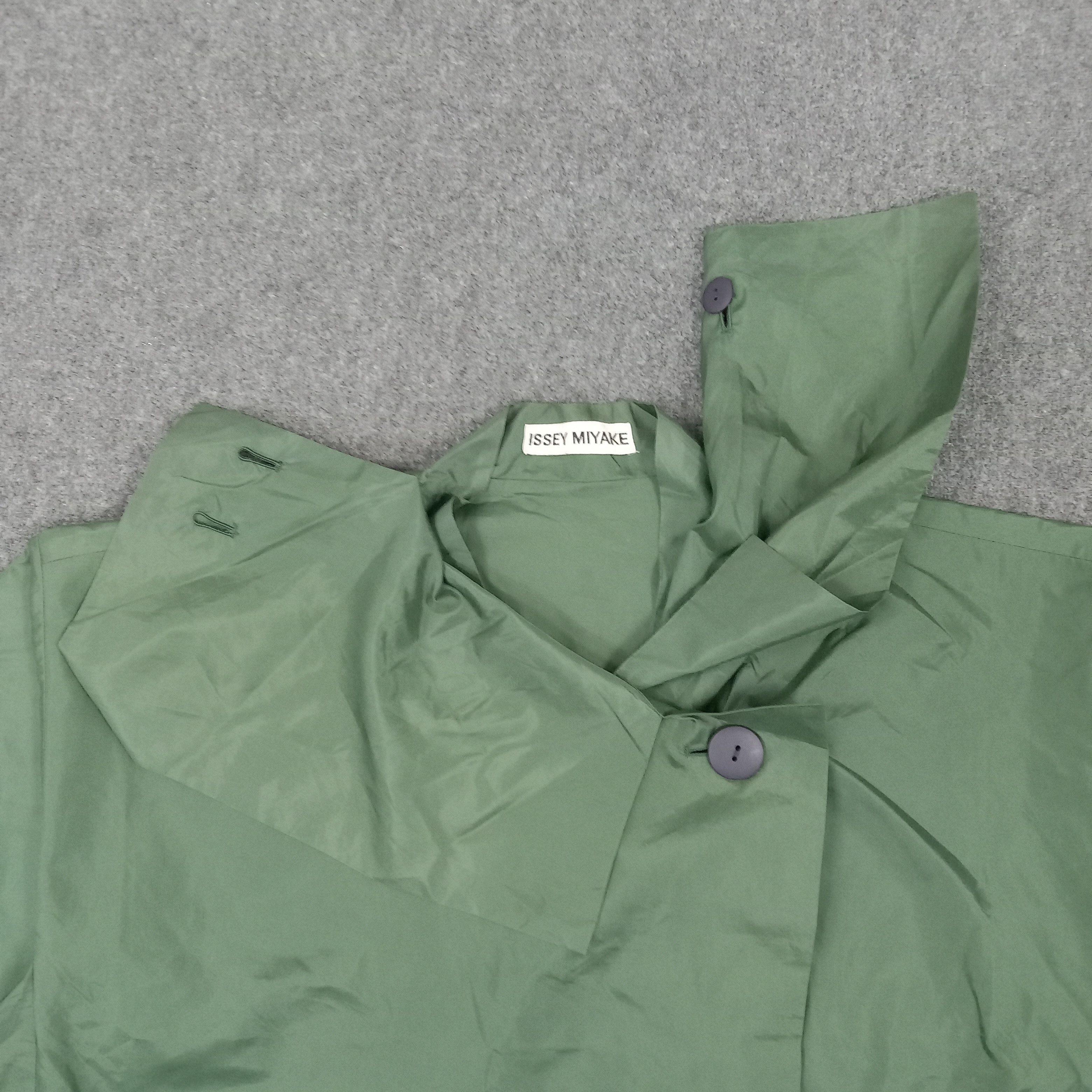 Japanese Brand × Vintage Issey Miyake Japanese Designer Long Jacket Like Rain Coat Size US XXL / EU 58 / 5 - 4 Thumbnail