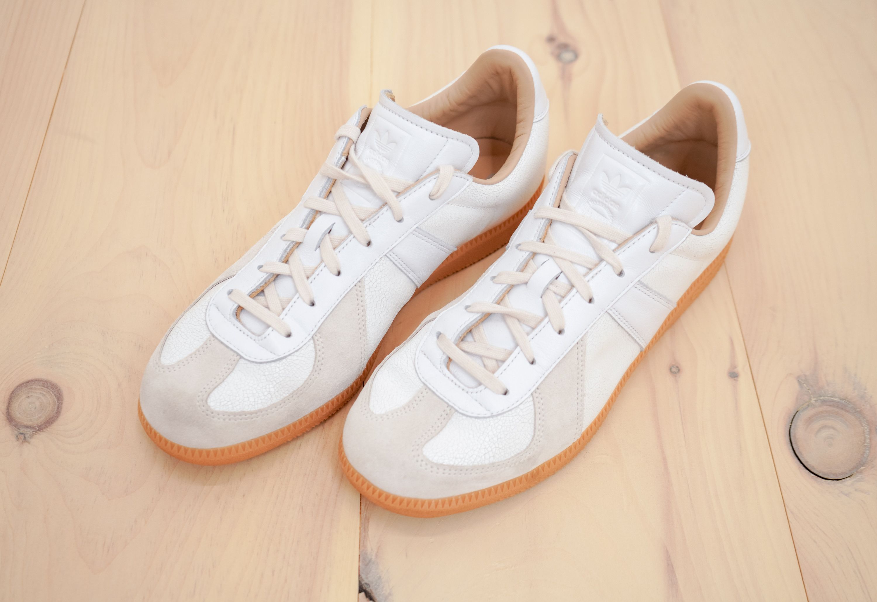 【最終値下げ】adidas BW ARMY ADIDAS】 アディダス BW ARMY BW アーミー ID0997 ABC-MART限定