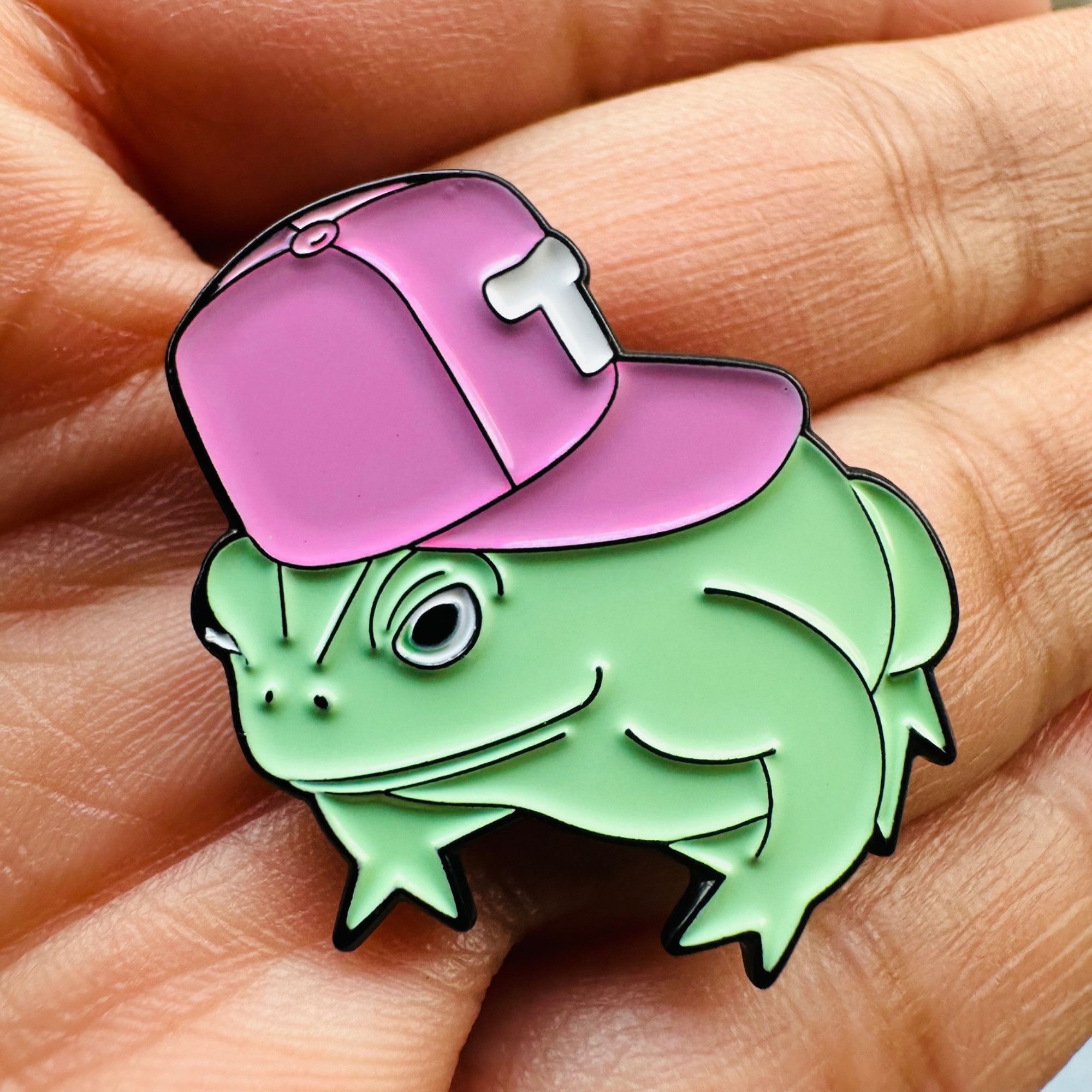 Other ☀️Frog With Hat Green Frogo Cool Toad Baseball Cap Metal Pin Size ONE SIZE - 5 Thumbnail