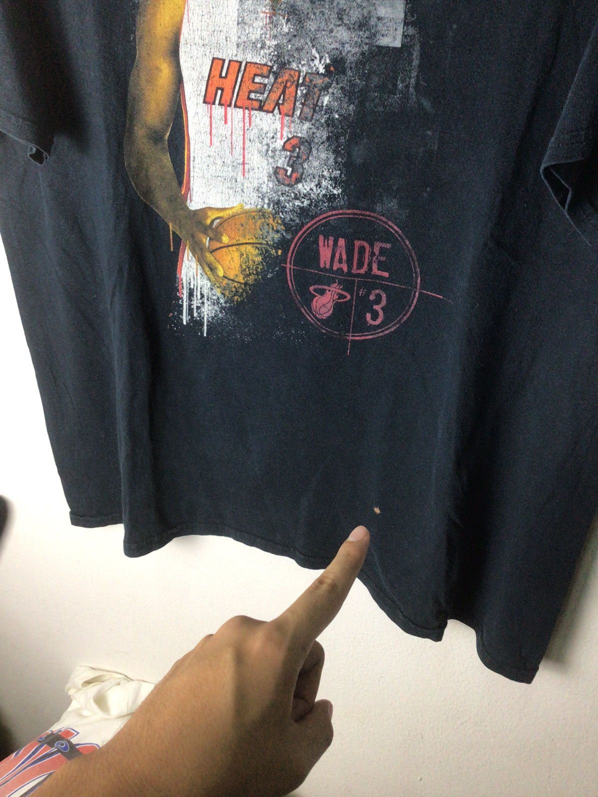 NBA NBA Wade Maimi heat 00's Size US XL / EU 56 / 4 - 3 Thumbnail