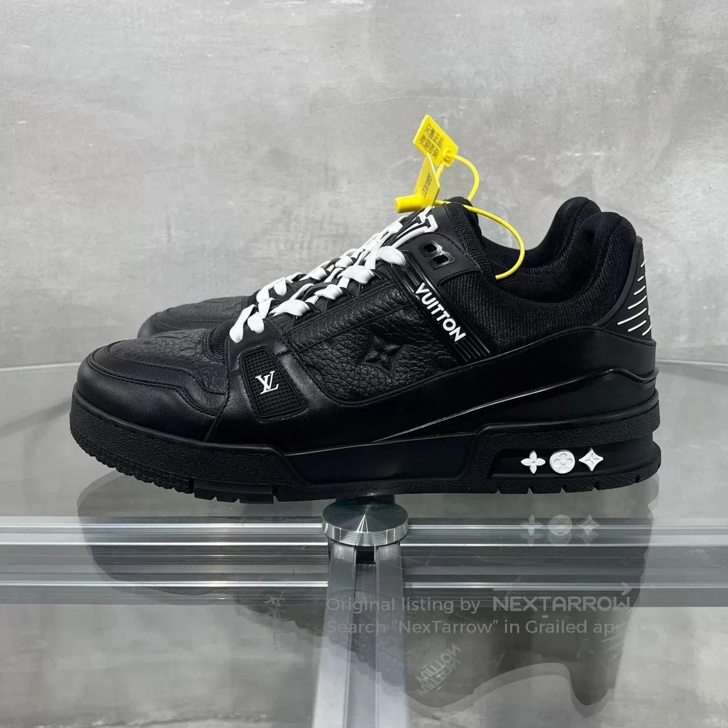 Louis Vuitton Black Low. Size US 8 / EU 41 - 4 Thumbnail