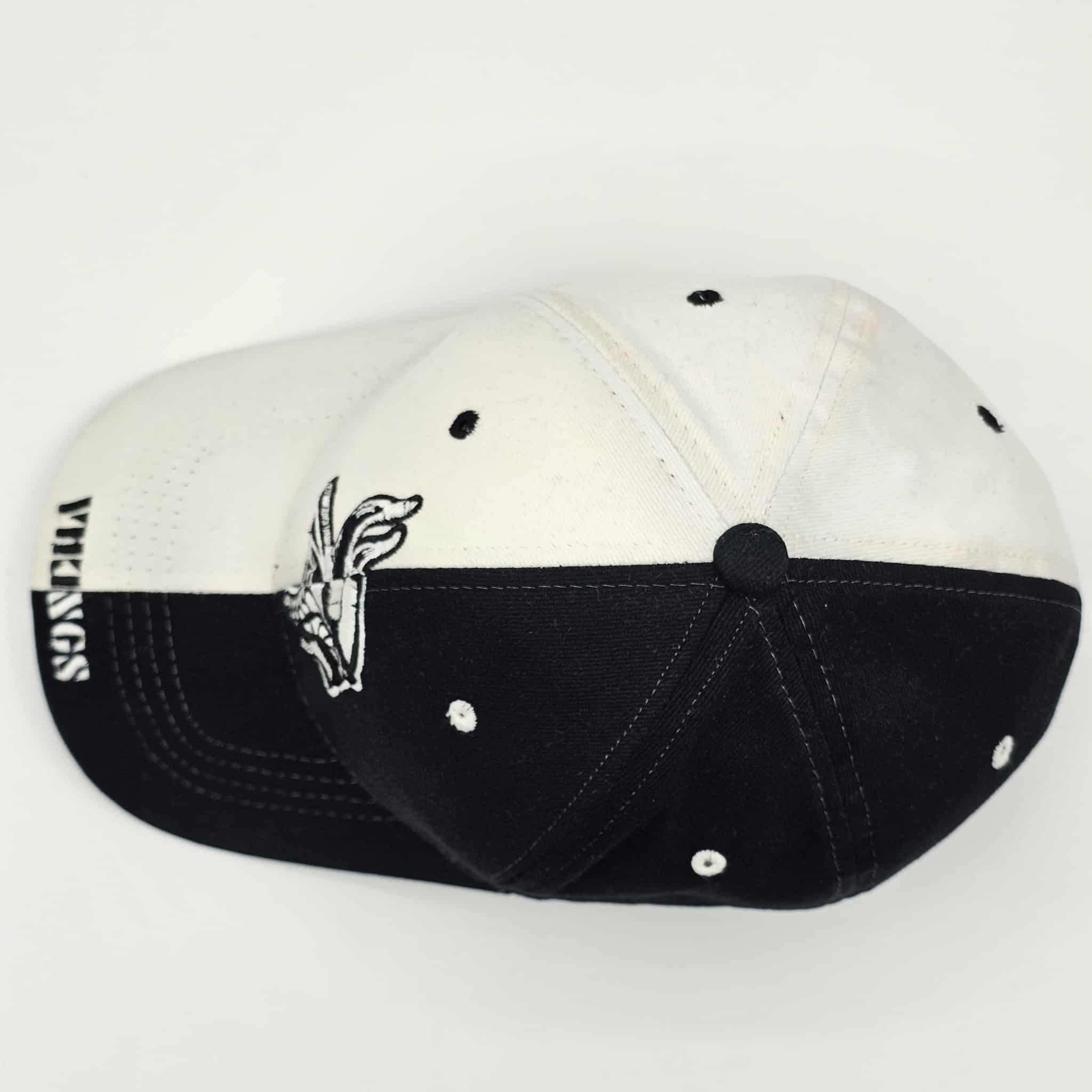 Vintage Minnesota Vikings Reebok Black & White Adjustable Hat Size ONE SIZE - 4 Thumbnail
