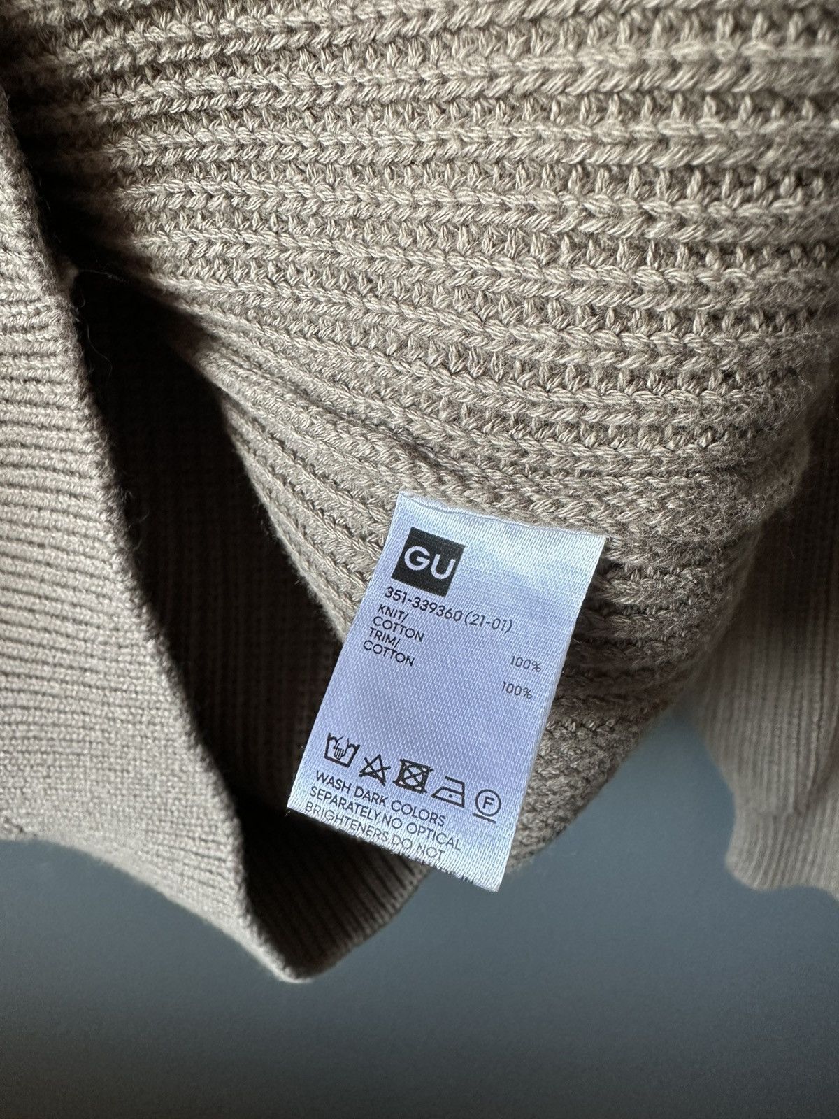 GU GU Pocket Sweater Size M Size US M / EU 48-50 / 2 - 5 Thumbnail