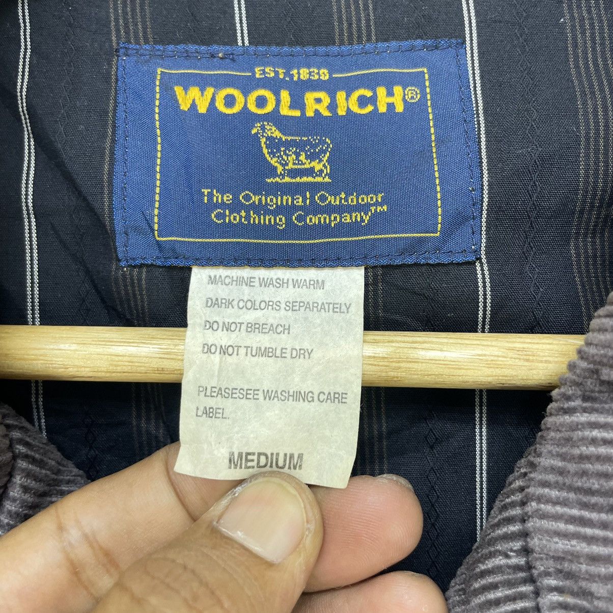 Vintage × Woolrich Woolen Mills Trashed Vintage Woolrich Corduroy Jacket Size US M / EU 48-50 / 2 - 11 Thumbnail