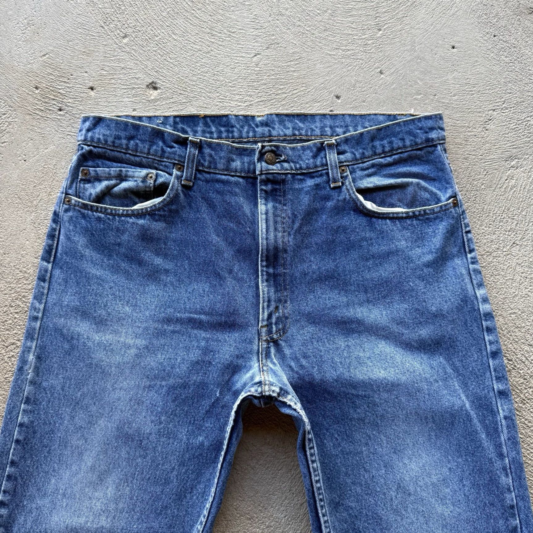 Levi's VINTAGE Levi's 505 Jeans 36x30 Blue Straight Denim Pants 80s 90s Mens Size US 36 / EU 52 - 7 Thumbnail