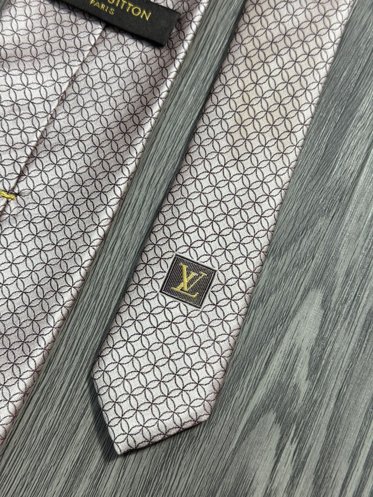 Louis Vuitton Louis Vuitton Paris Silk Tie Size ONE SIZE - 5 Thumbnail
