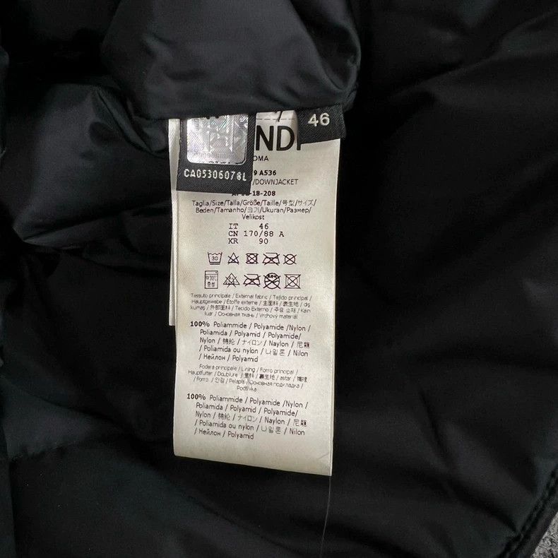 Fendi Black Puffer Jacket 46-2508