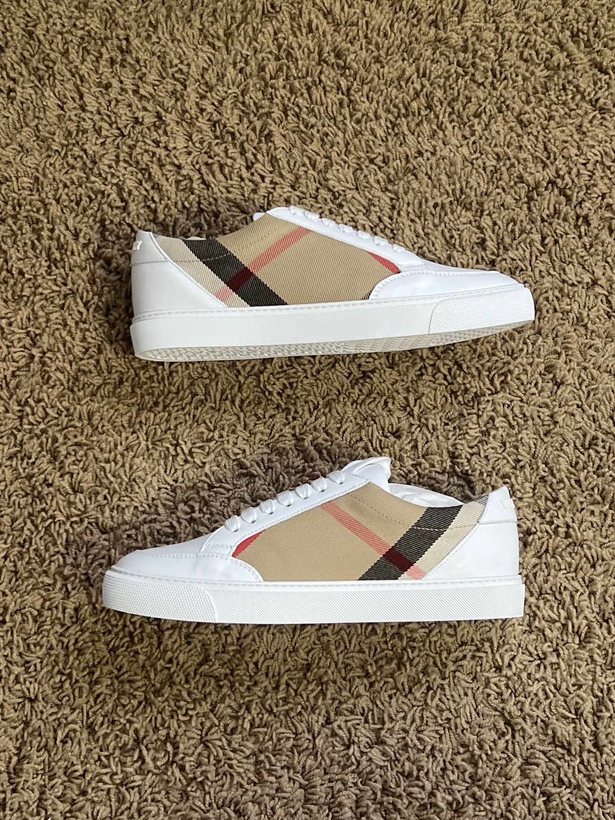 Burberry Burberry Leather Check Sneakers - White / Burberry Stripe Size US 8.5 / IT 38.5 - 1 Thumbnail