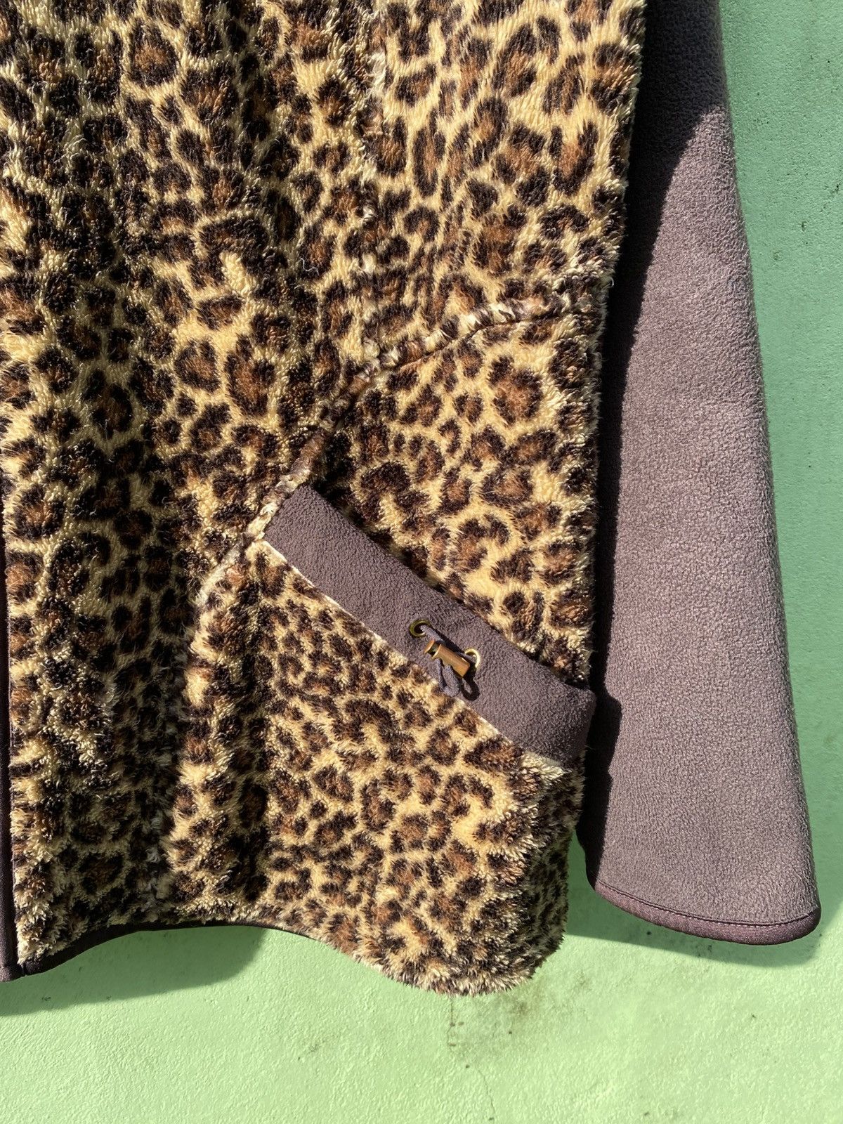Vintage Crocodile Leopard Sherpa Fleece Jacket Y2K Cozy Outerwear Size ONE SIZE - 6 Thumbnail