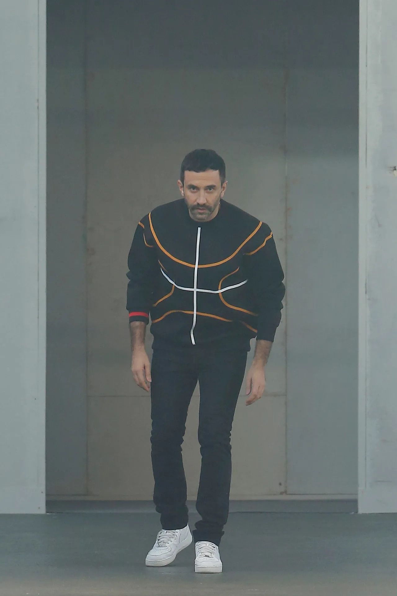 Givenchy Black Neoprene Basketball Pitch Oversized Sweatshirt Size US S / EU 44-46 / 1 - 4 Thumbnail