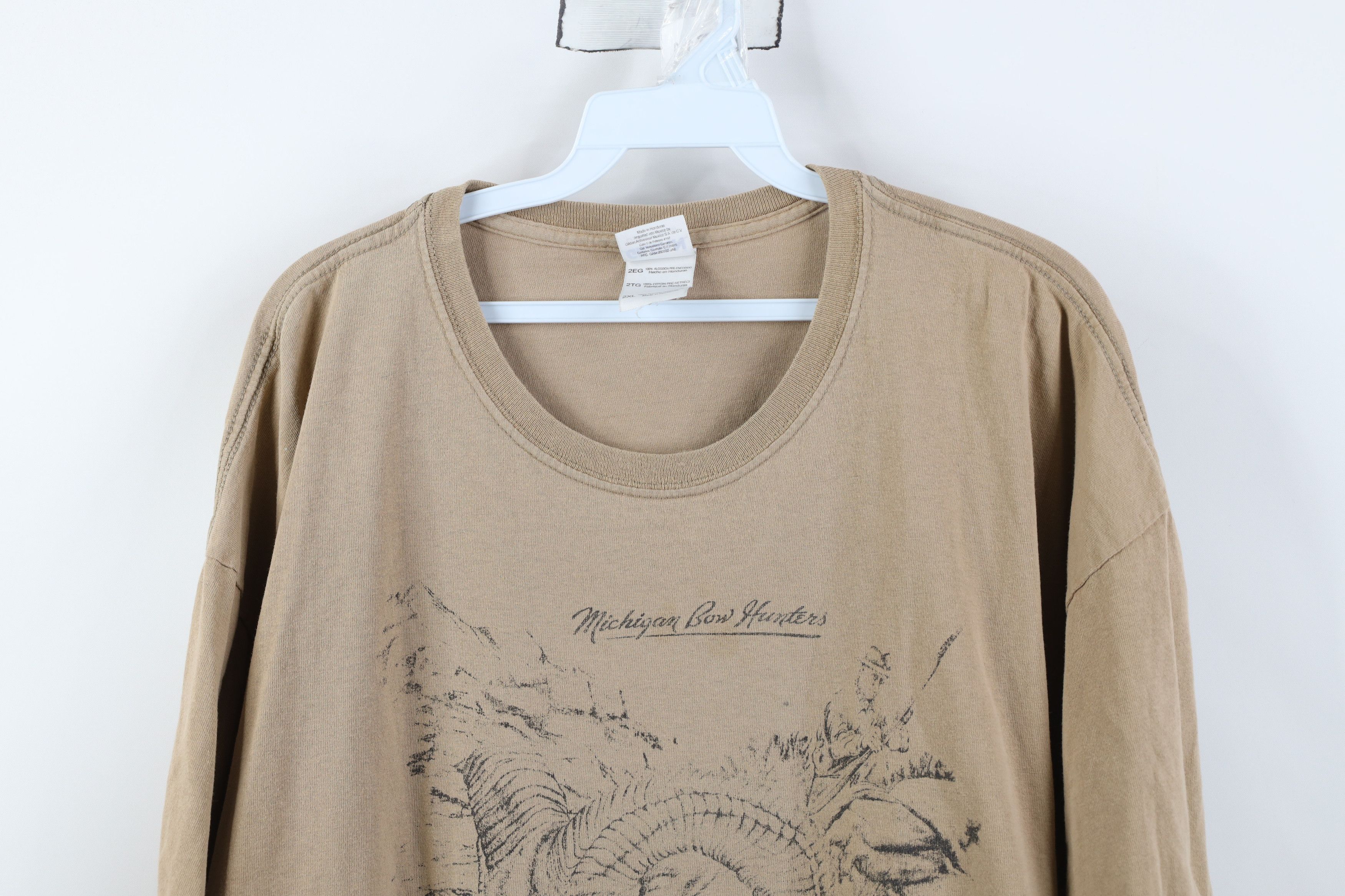Vintage Vintage Y2K 2008 Michigan Bow Hunters Bear Shoot T-Shirt Size US XXL / EU 58 / 5 - 2 Thumbnail