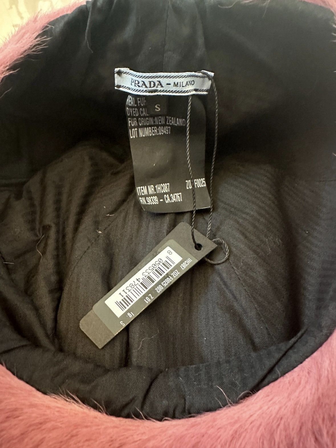 Prada Prada fur hat Size ONE SIZE - 8 Thumbnail