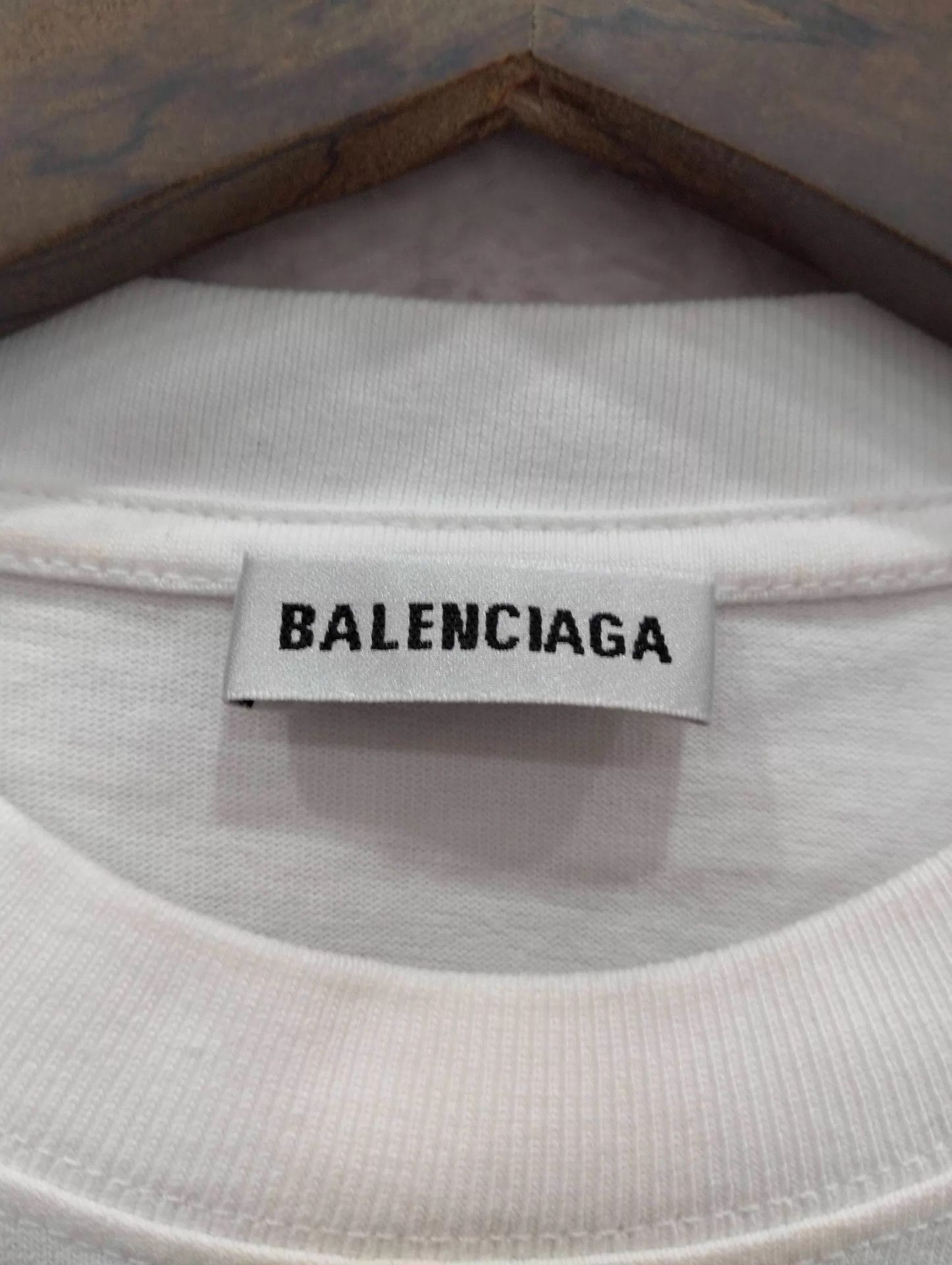 Balenciaga Balenciaga Women's Logo Print Crewneck Short Sleeve Tee M Size M / US 6-8 / IT 42-44 - 3 Thumbnail