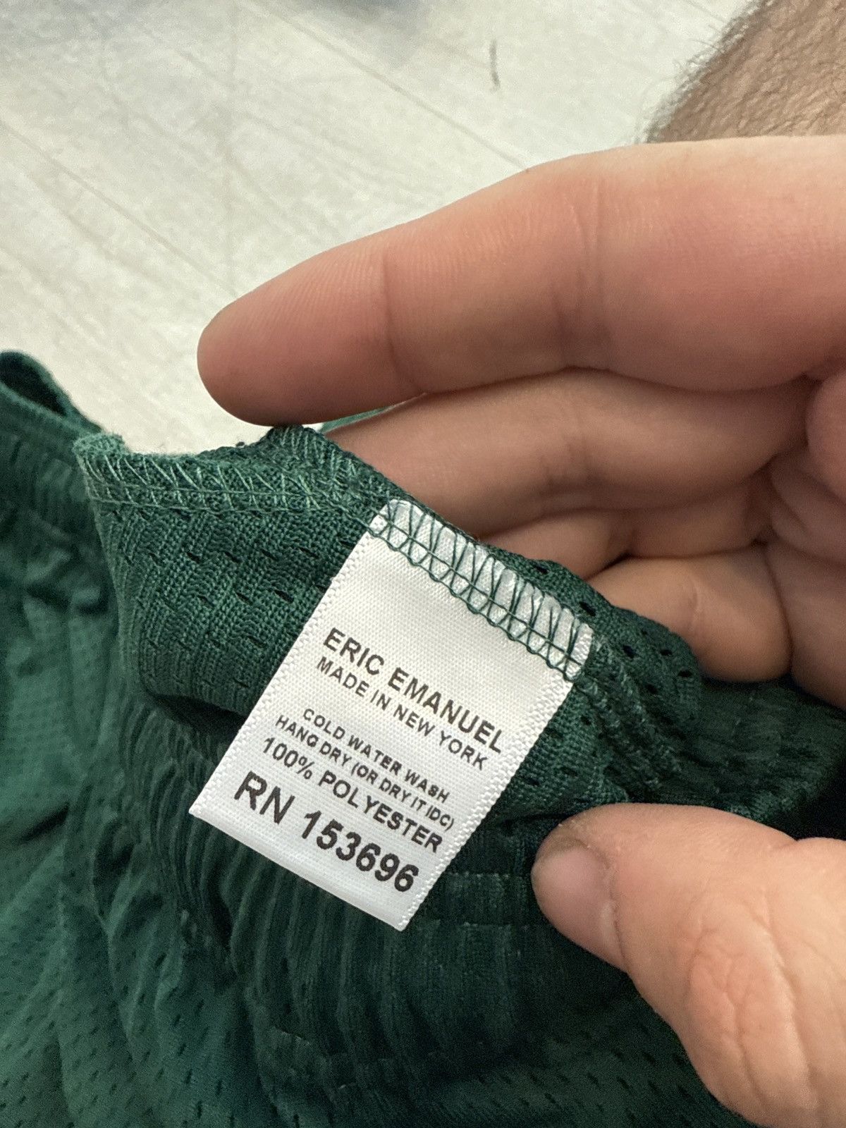 Eric Emanuel × NFL Eric Emanuel x NFL eagles green shorts Size US 38 / EU 54 - 4 Thumbnail