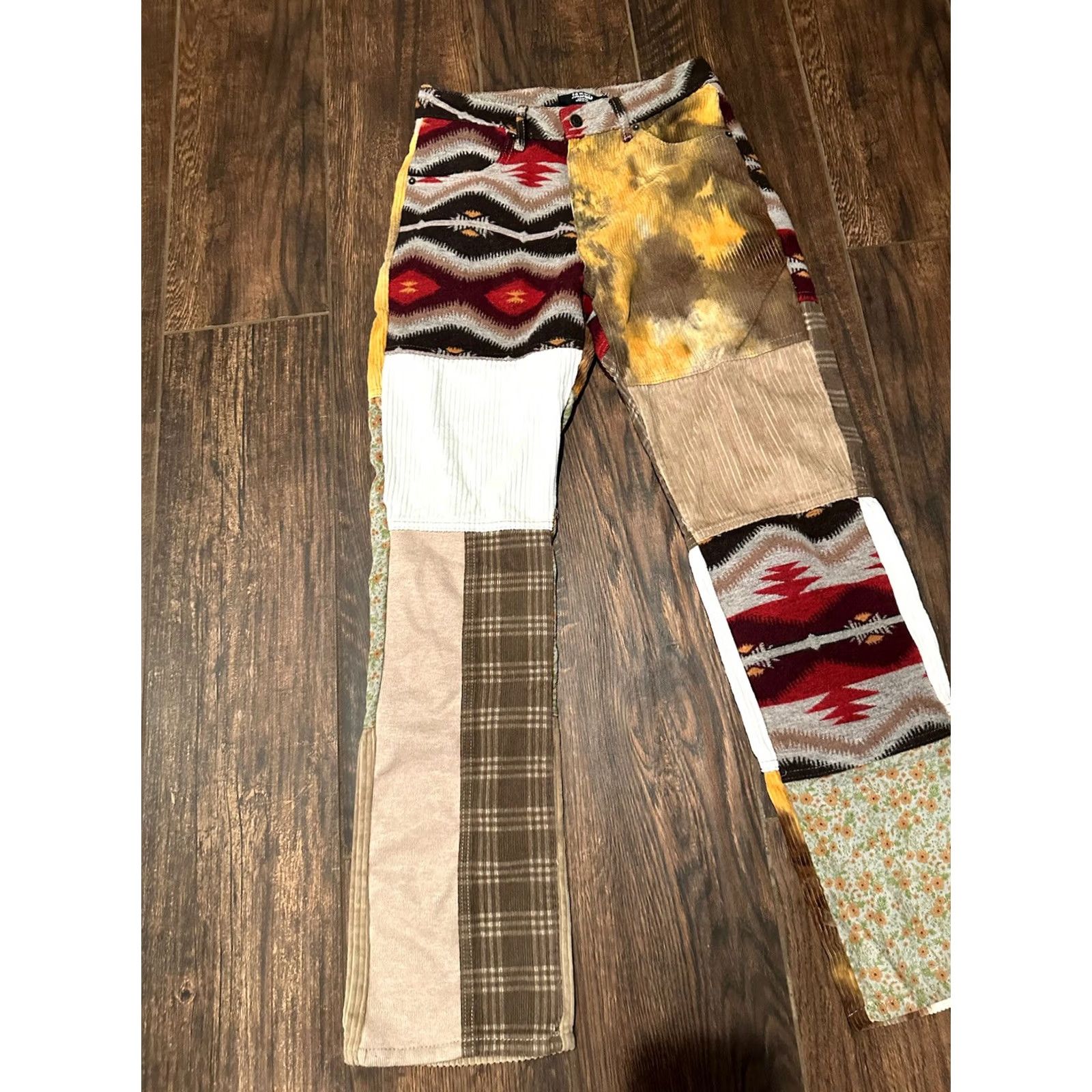 Jaded London Jaded London Pants Jeans Womens 26 Patchwork Corduroy Aztec Boyfriend Fit Straight NWT Size 26" / US 2 / IT 38 - 3 Thumbnail