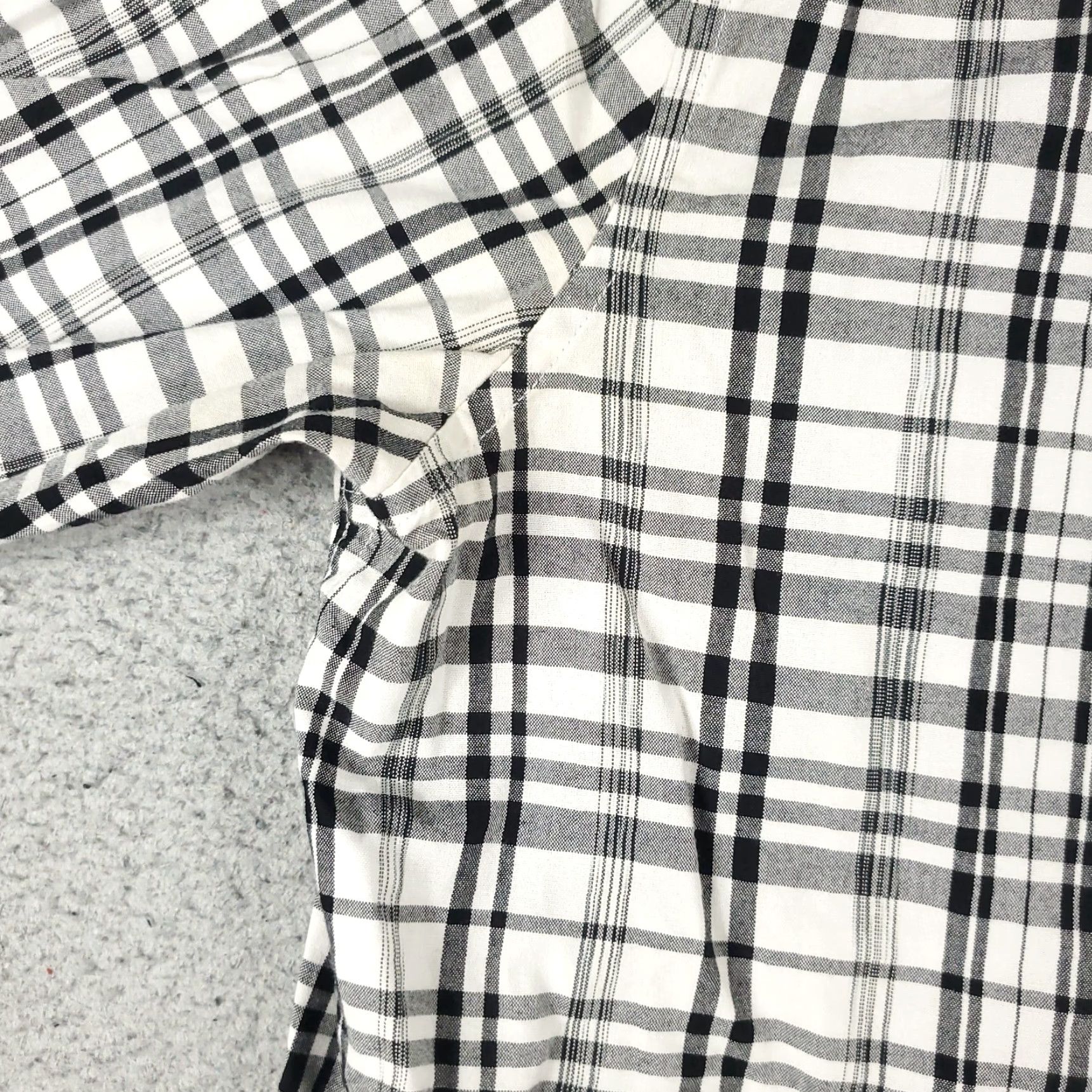 Original Penguin Original Penguin Plaid Button-Up Shirt Men’s XL Gray Long Sleeve Casual Modern Preppy Size US XL / EU 56 / 4 - 3 Thumbnail